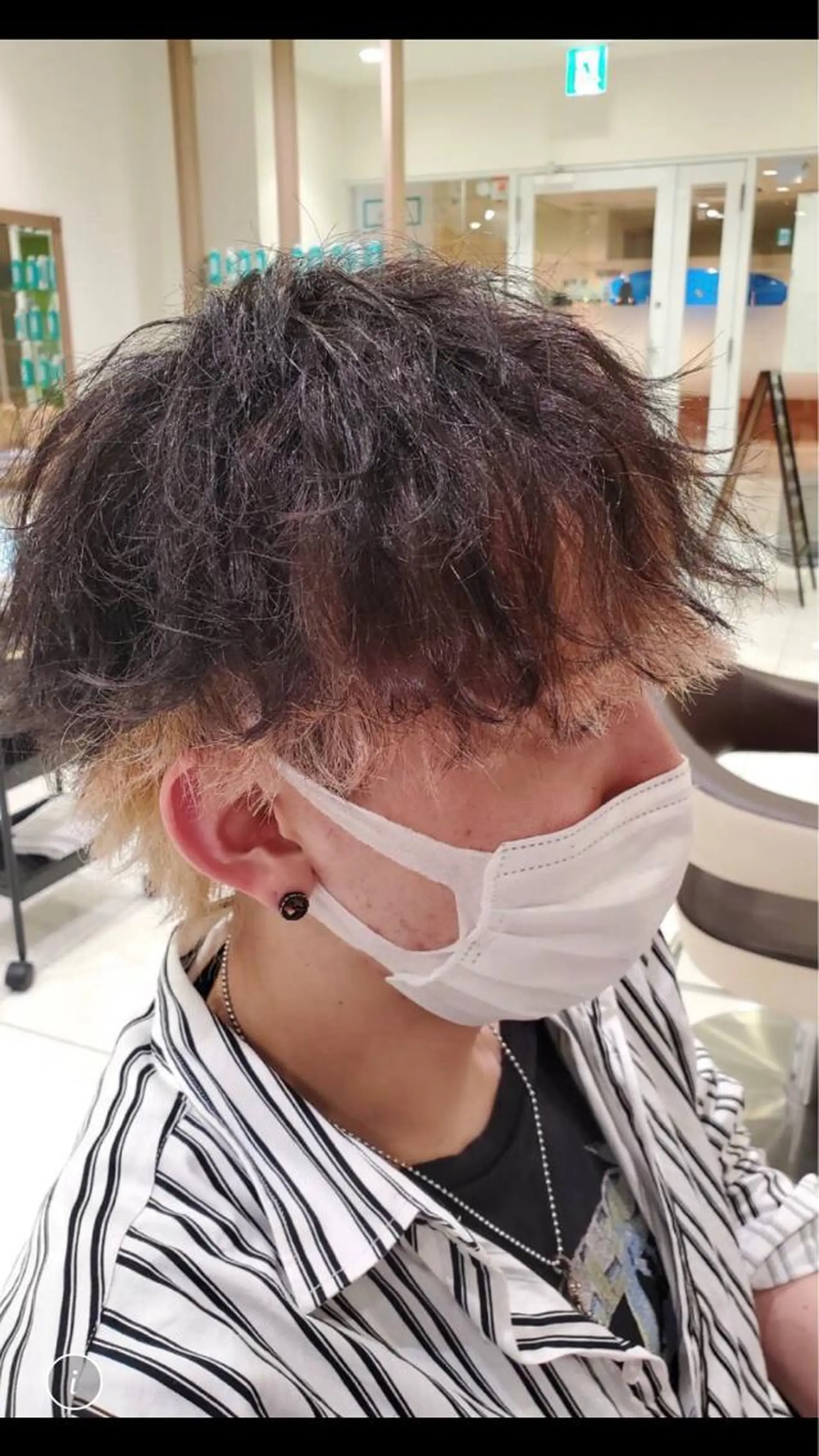 ショート メンズ メンズインナーカラー マッシュ 前田 真孝のヘアスタイル