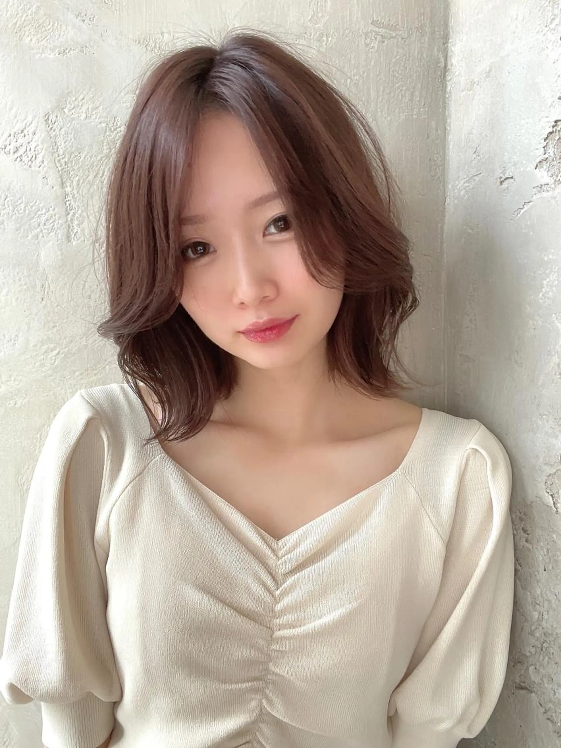 ミディアム カラー パーマ ヘアアレンジ イルミナカラー ボブ くびれヘア かきあげバング 髪質改善 日本一の小顔カット/ ボブ/顔周り/韓国のヘアスタイル