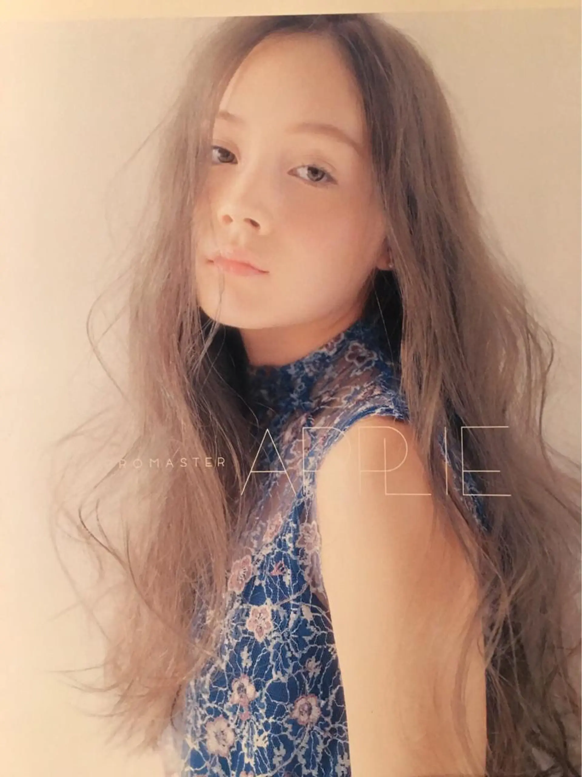 セミロング カラー ブリーチ 透明感カラー ブリーチなしカラー 🦖店長🦖pino #しのだスペシャルのヘアスタイル