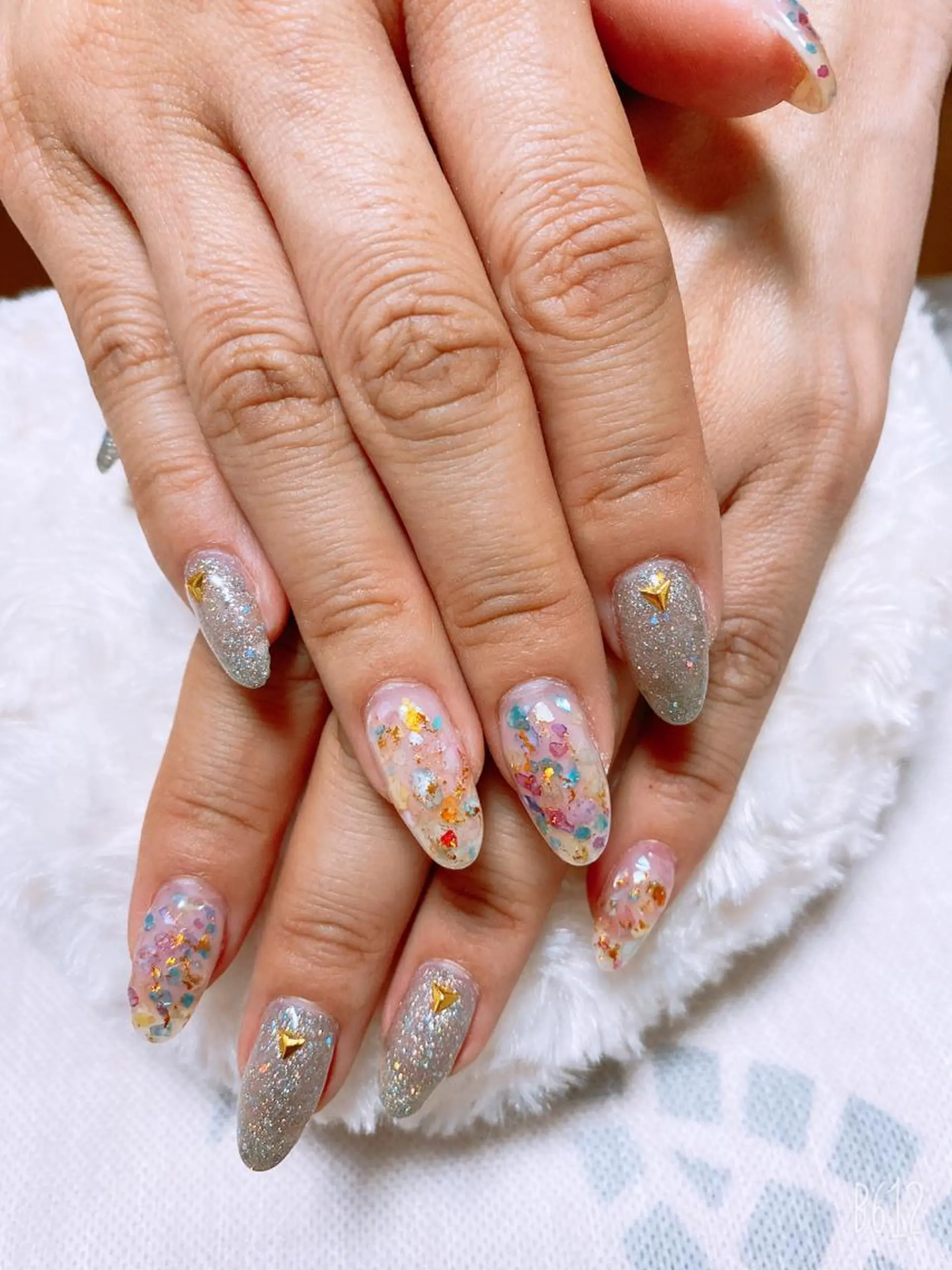 ネイル The Best Beauty受付担当のヘアスタイル