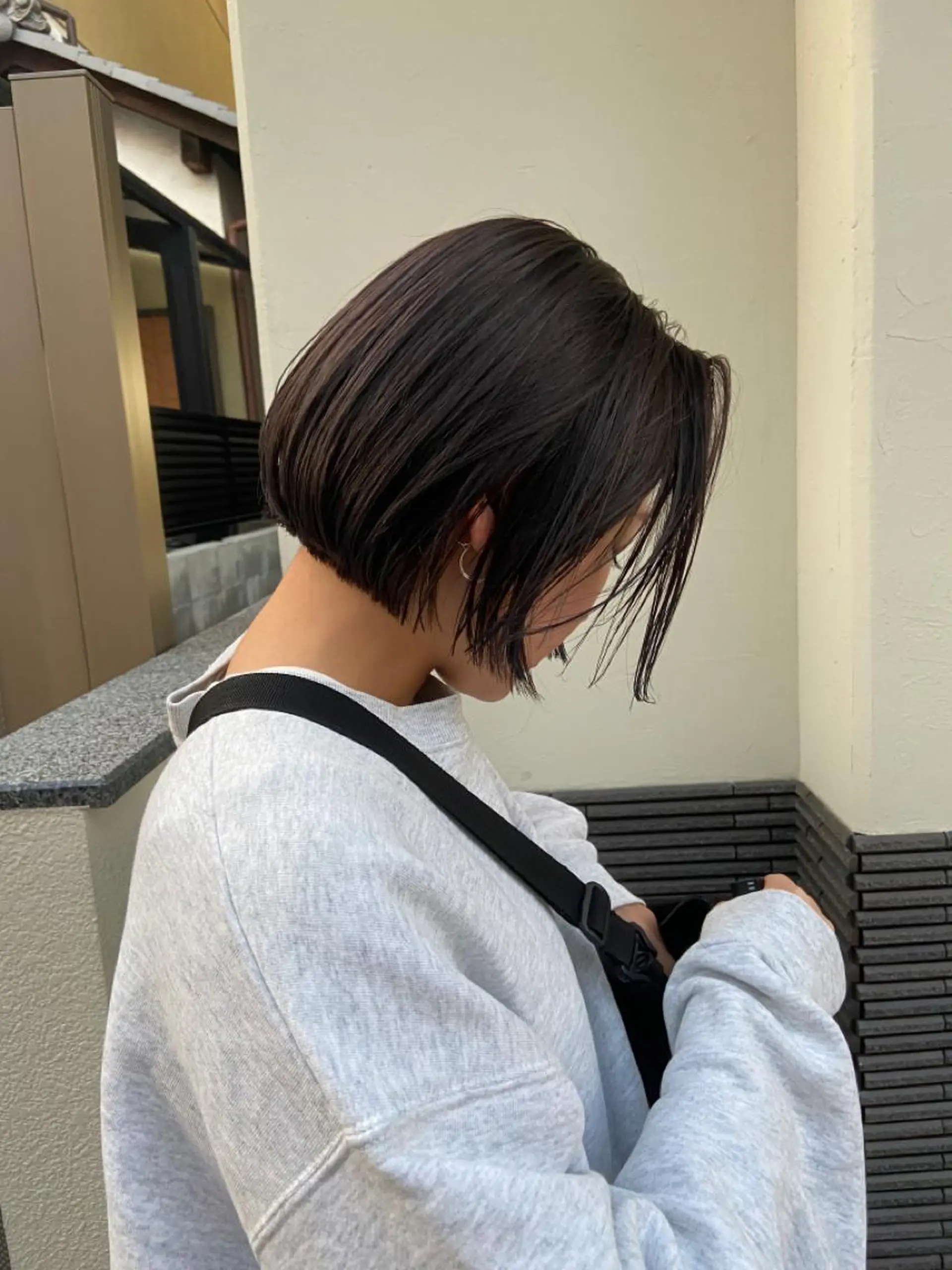 ミディアム ボブ カット ヘアカラー Cafune juntos YOLO所属・大阪美容師/ スパニスト/東本真菜のヘアスタイル