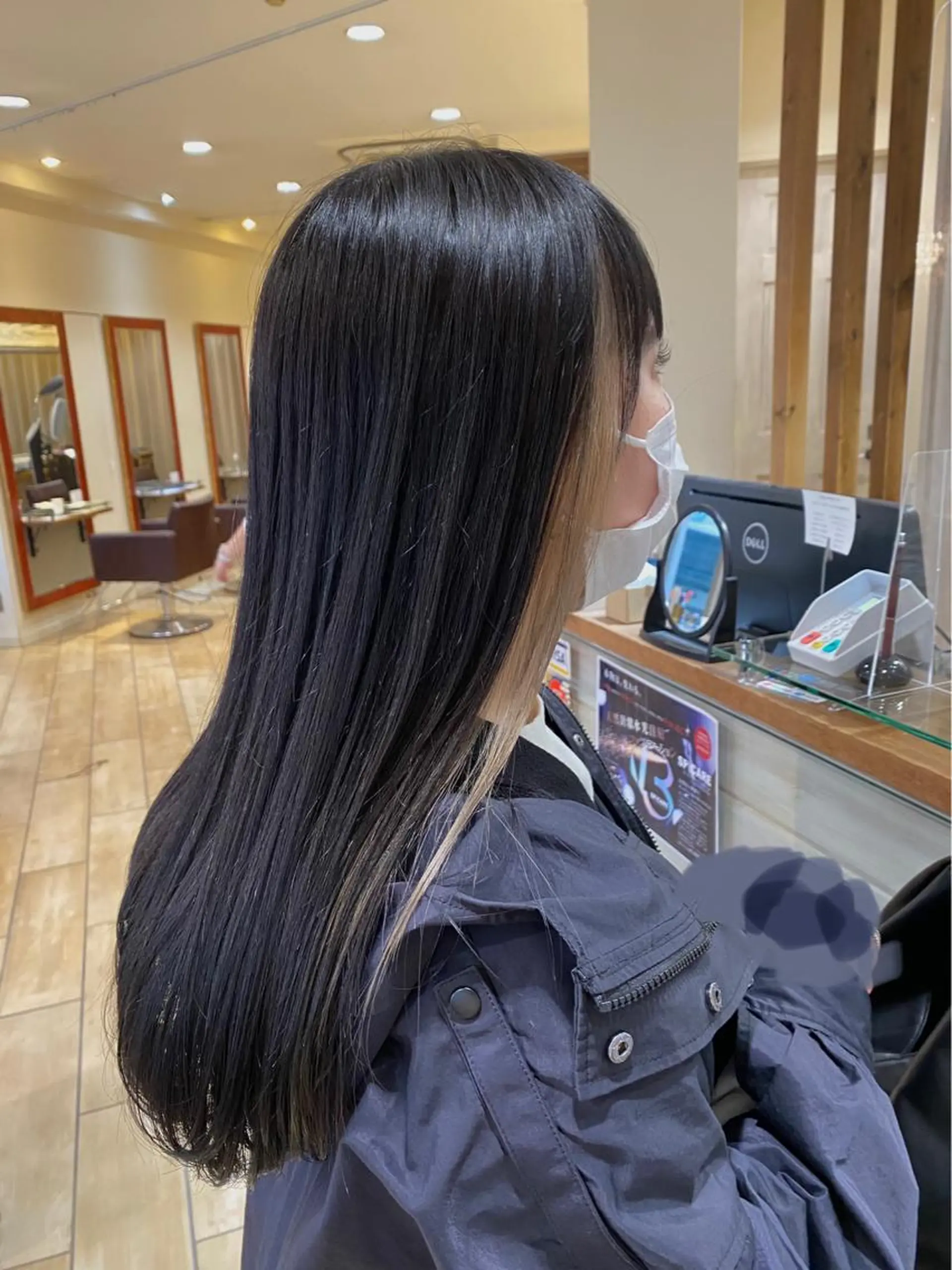 ロング 小顔似合わせ 前田ヒロコのヘアスタイル