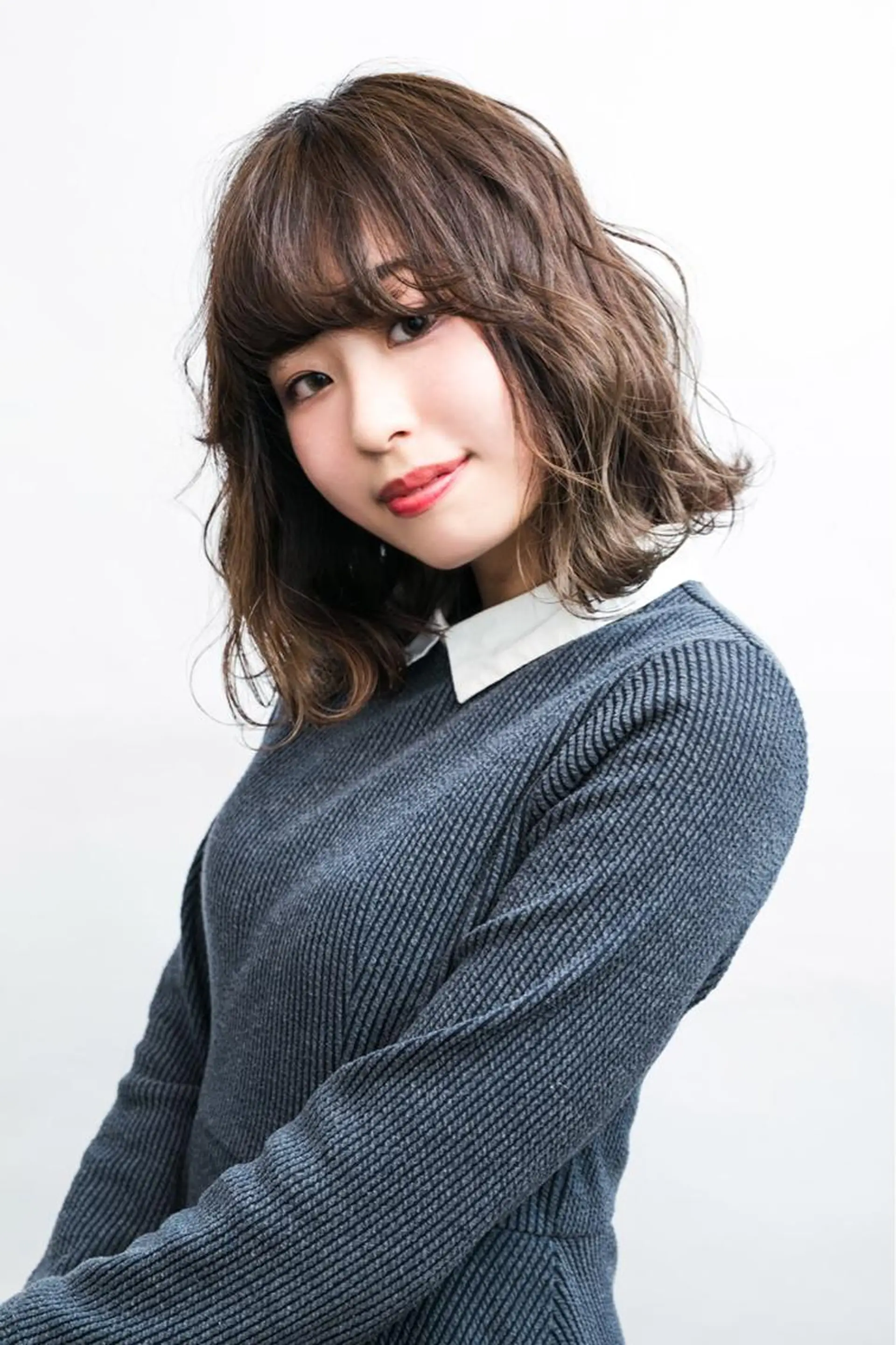ミディアム ヘアーズベリー 藤本のヘアスタイル
