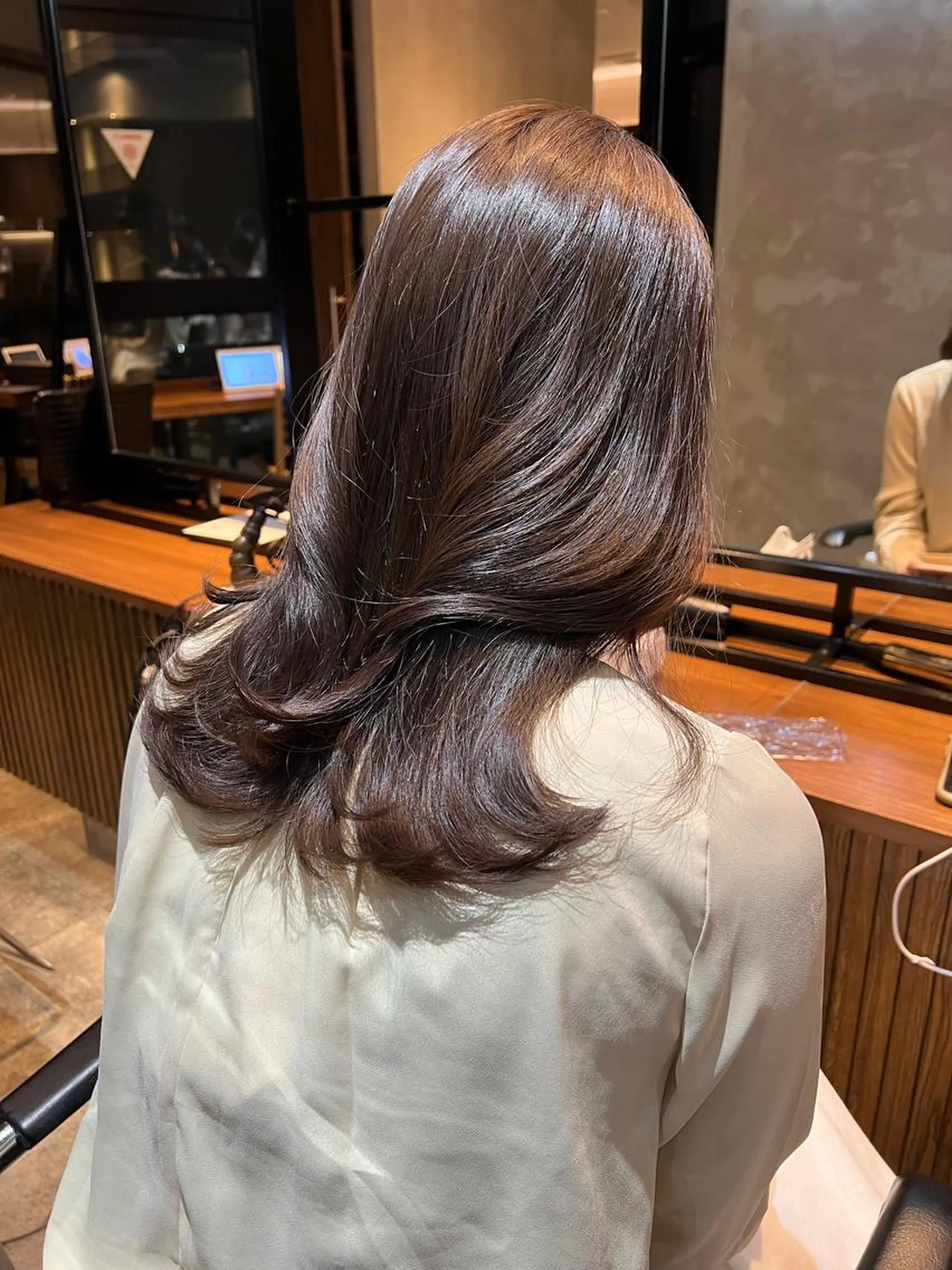 ミディアム カラー カット トリートメント ヘアセット 韓国レイヤー🇰🇷 韓国研修◎渋谷カイトのヘアスタイル