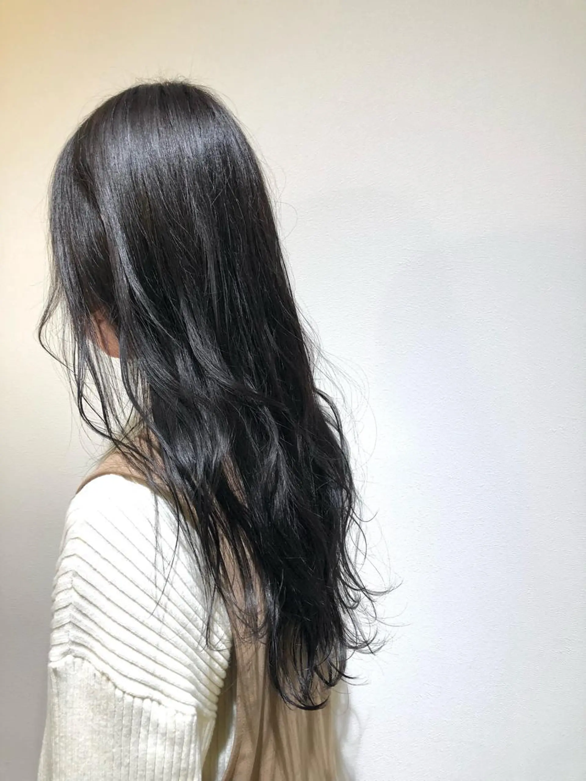 ロング カラー 透明感カラー グレージュ オリーブグレージュ オリーブグレー ロング カット ヘアカラー トリートメント DEUCE　ヤマミヤ ヒロキ🌿のヘアスタイル