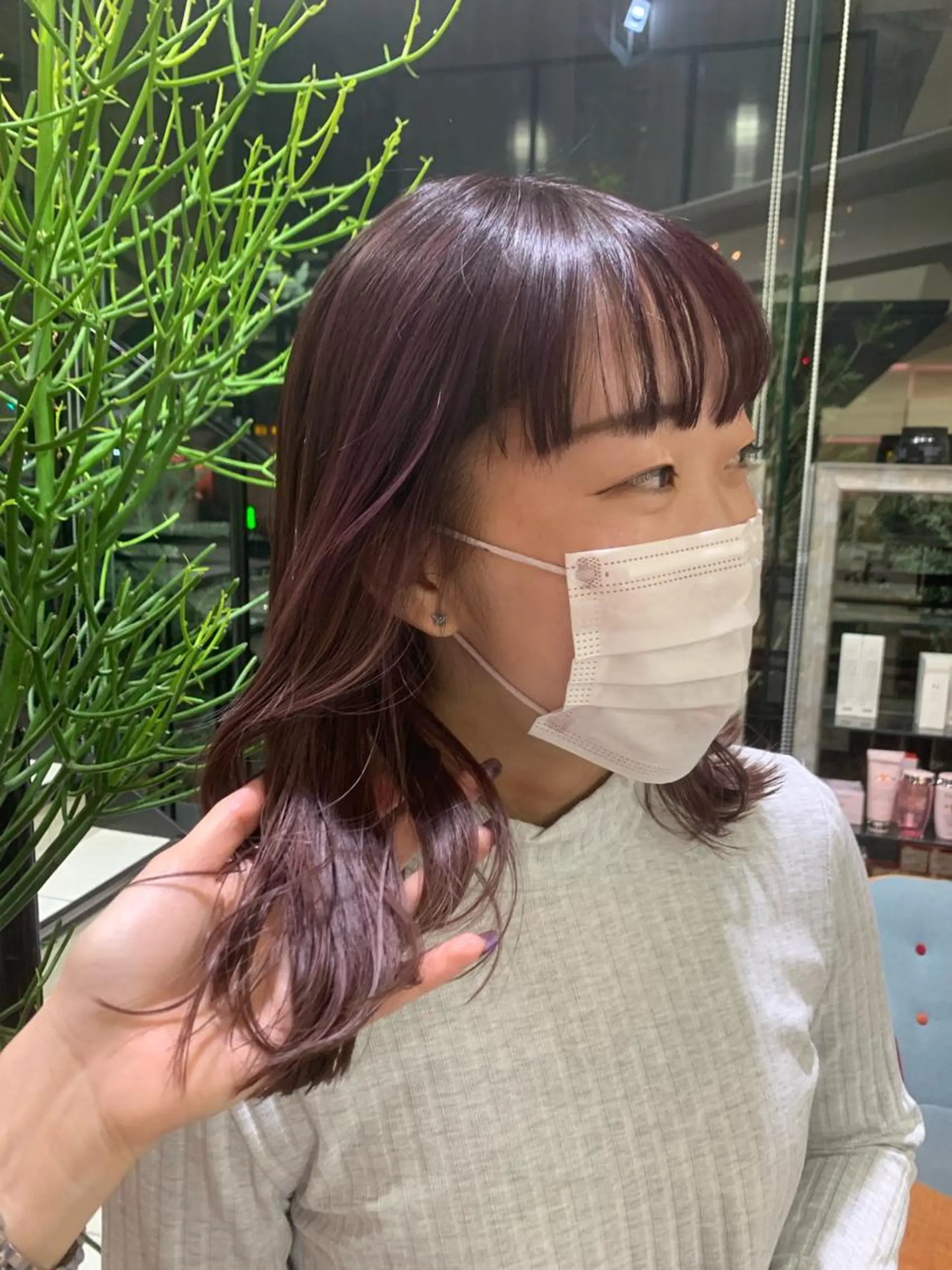 ミディアム カラー 海外girl🤎 透明感ベージュmaoのヘアスタイル