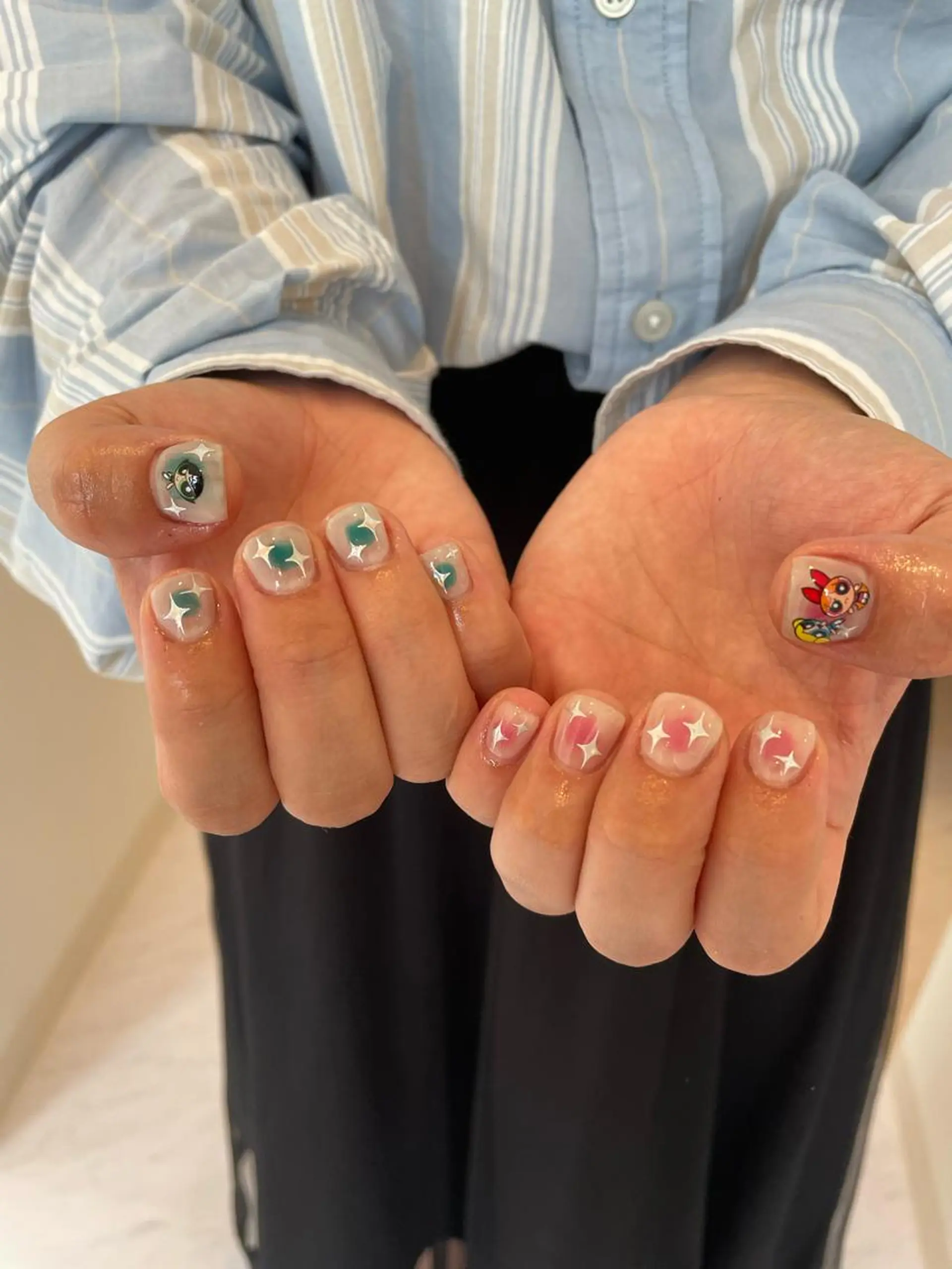 ネイル 束感まつ毛/ネイル/ LED♥KIRARAのマツエク・マツパデザイン