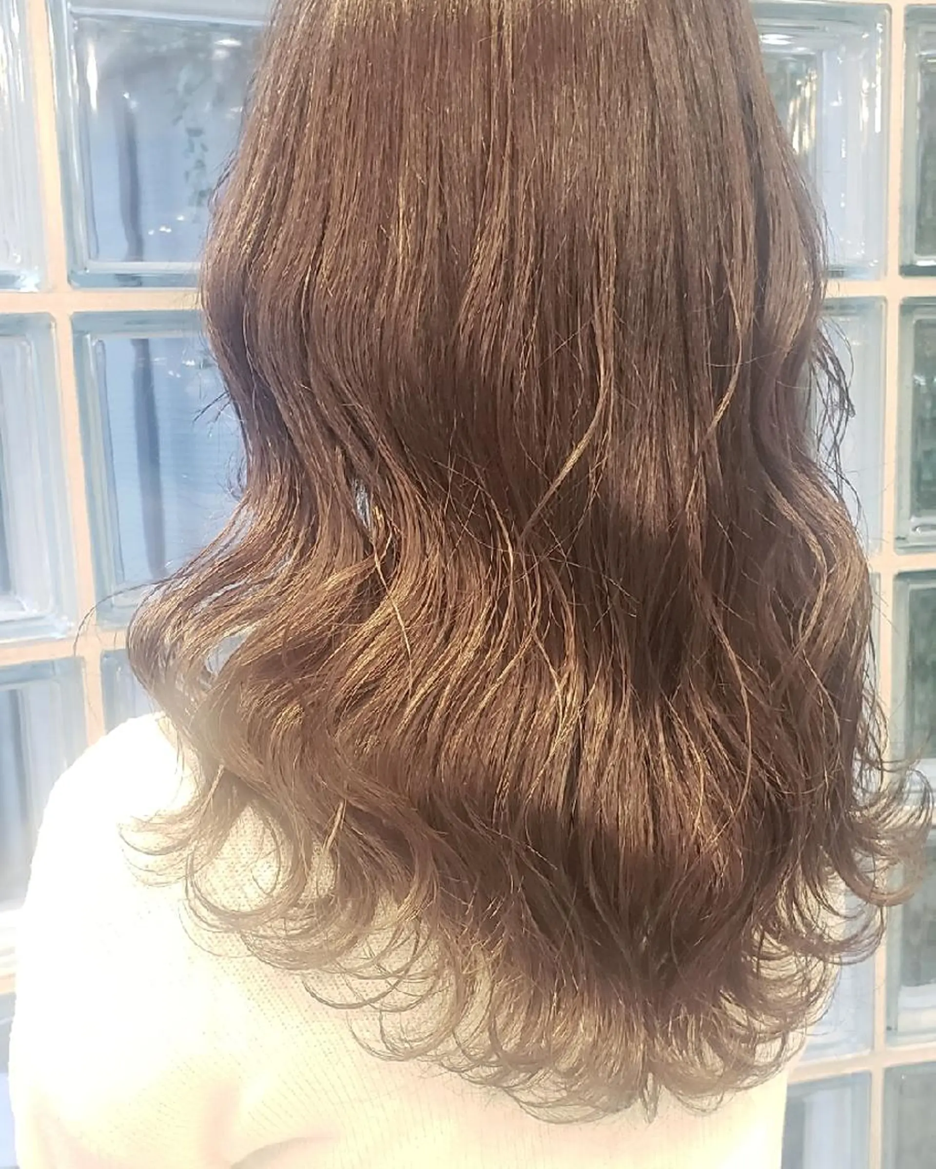 ロング カラー ヘアカラー arrow🖤 もえみのヘアスタイル