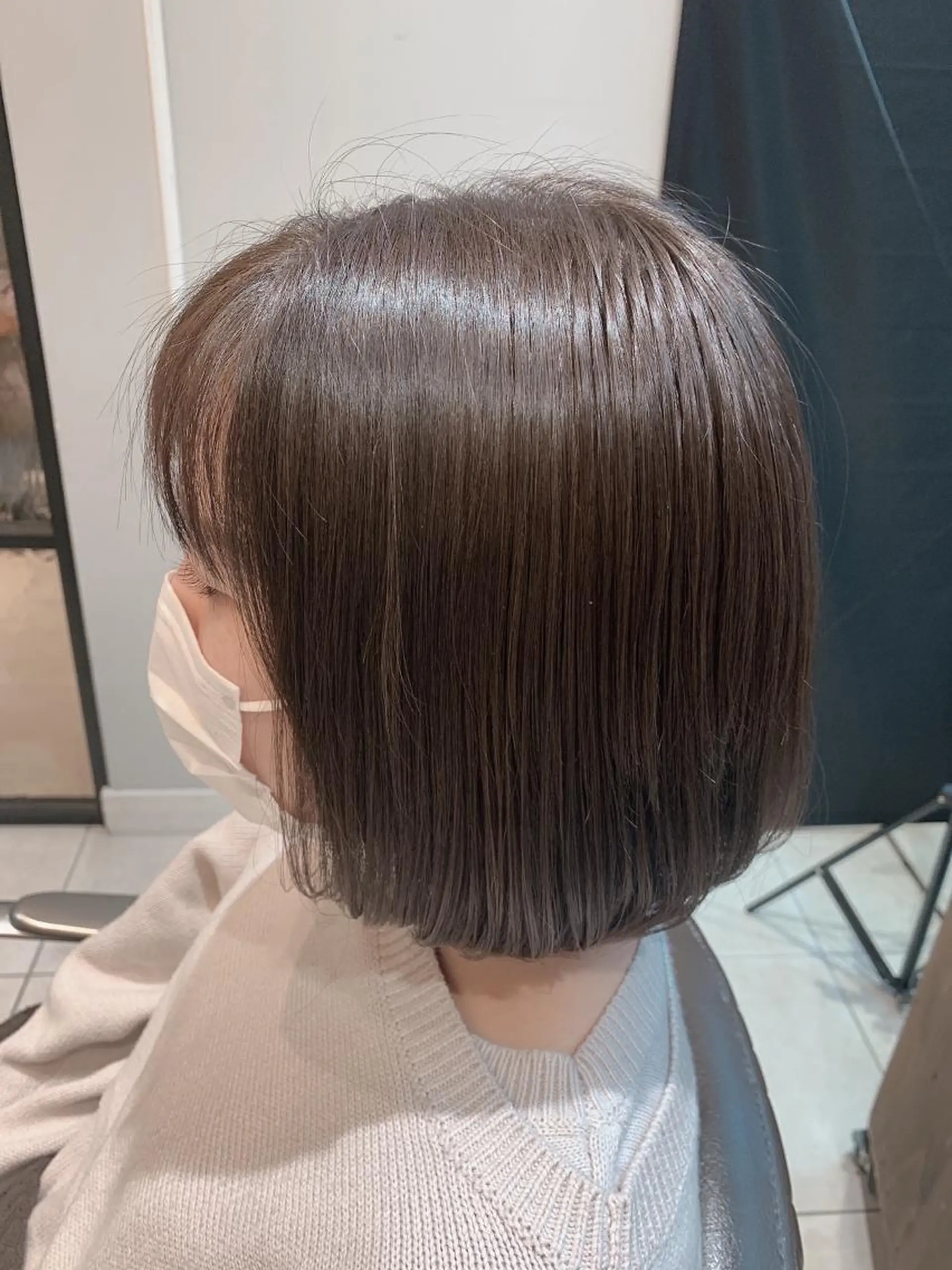 ミディアム カラー 切りっぱなしボブ ブリーチ 透明感カラー グレージュ ブリーチなしカラー カット ヘアカラー トリートメント 🦖鶴岡香純🦖 産休中のヘアスタイル