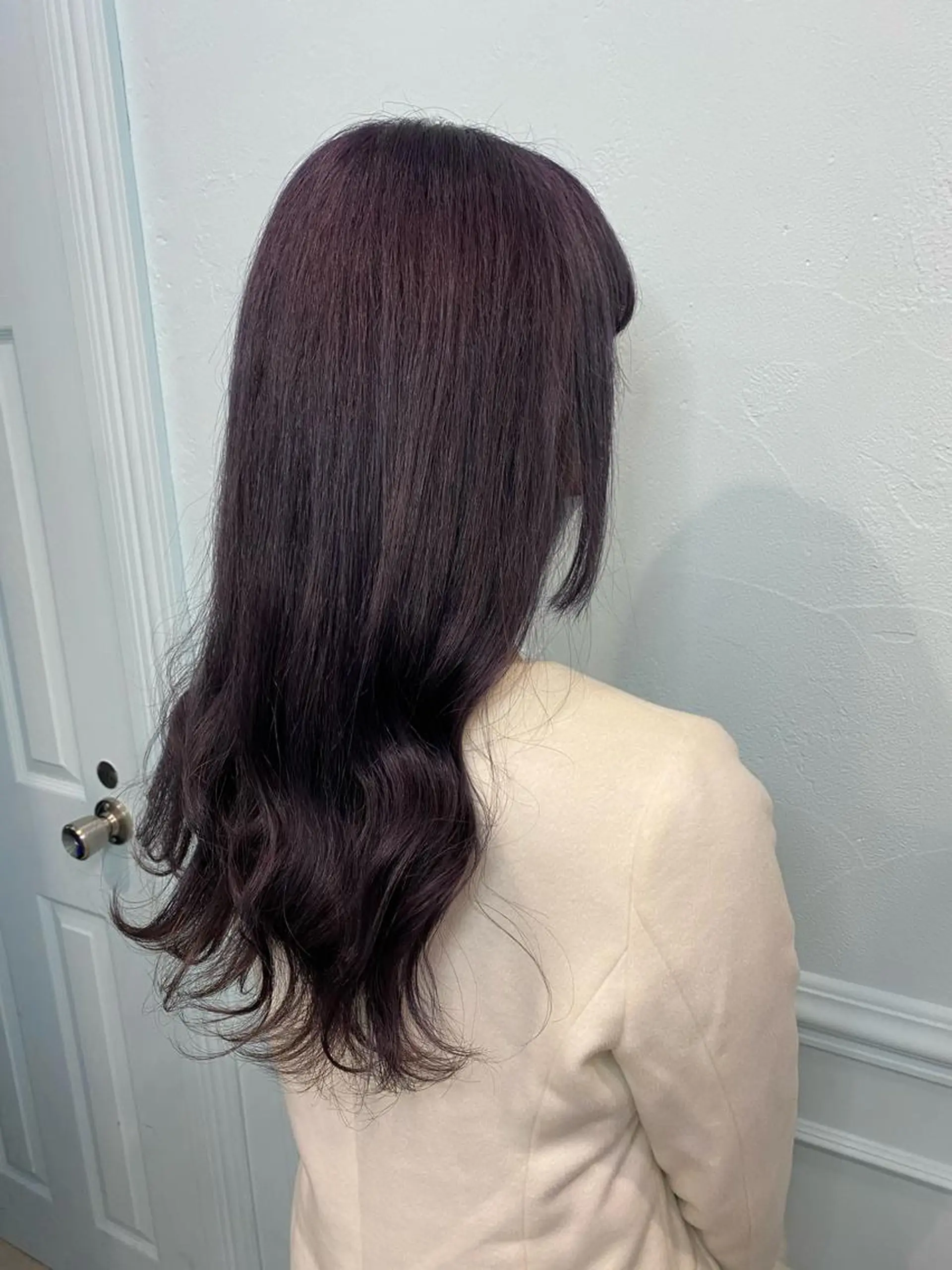 ロング カラー ヘアアレンジ ヘアカラー トリートメント 韓国レイヤーカット/ 儚げカラーチナツのヘアスタイル