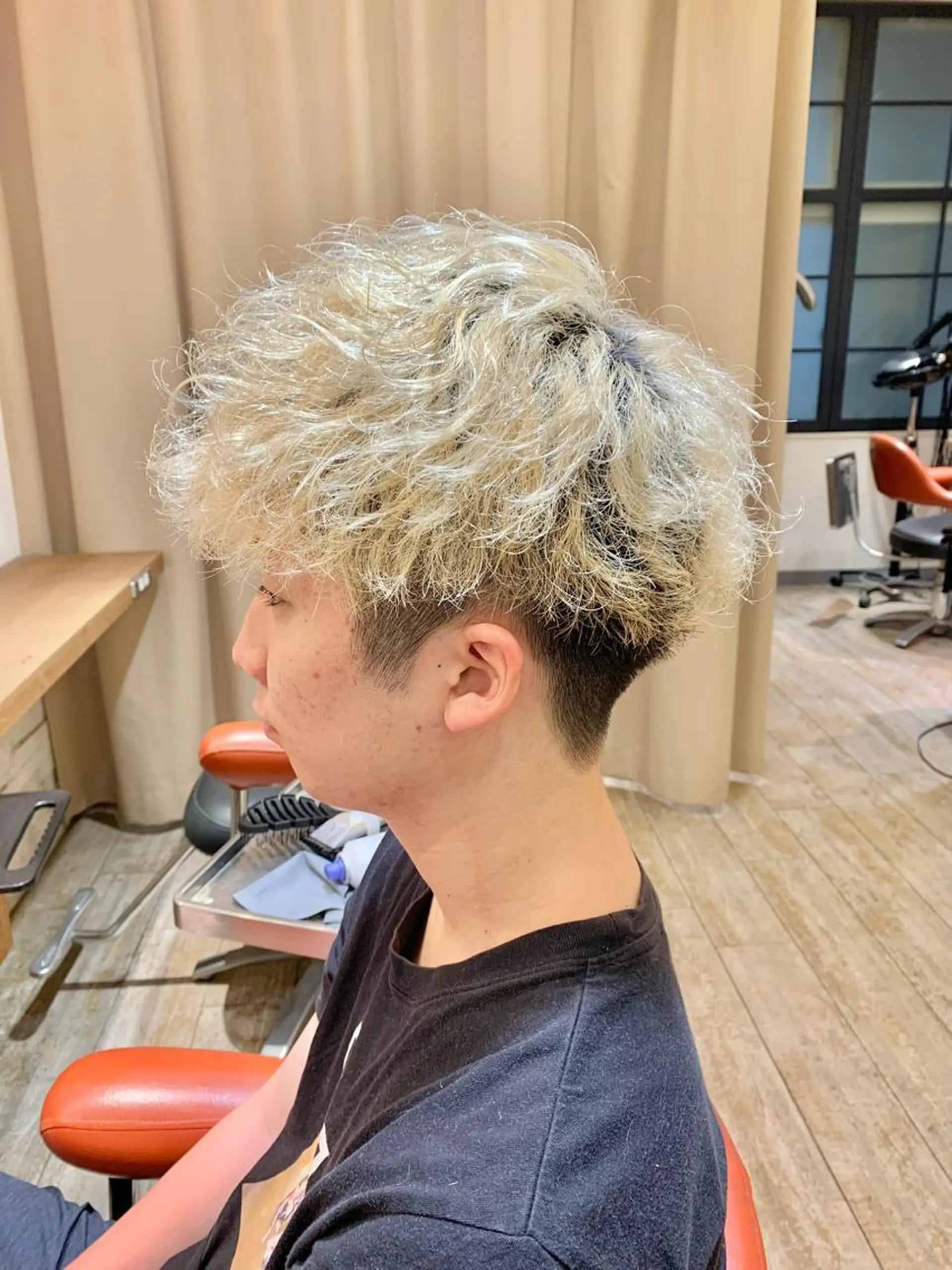 ショート メンズ くせ毛 カット 髪質改善＊韓国ヘア＊ レイヤー＊IBUKIのヘアスタイル