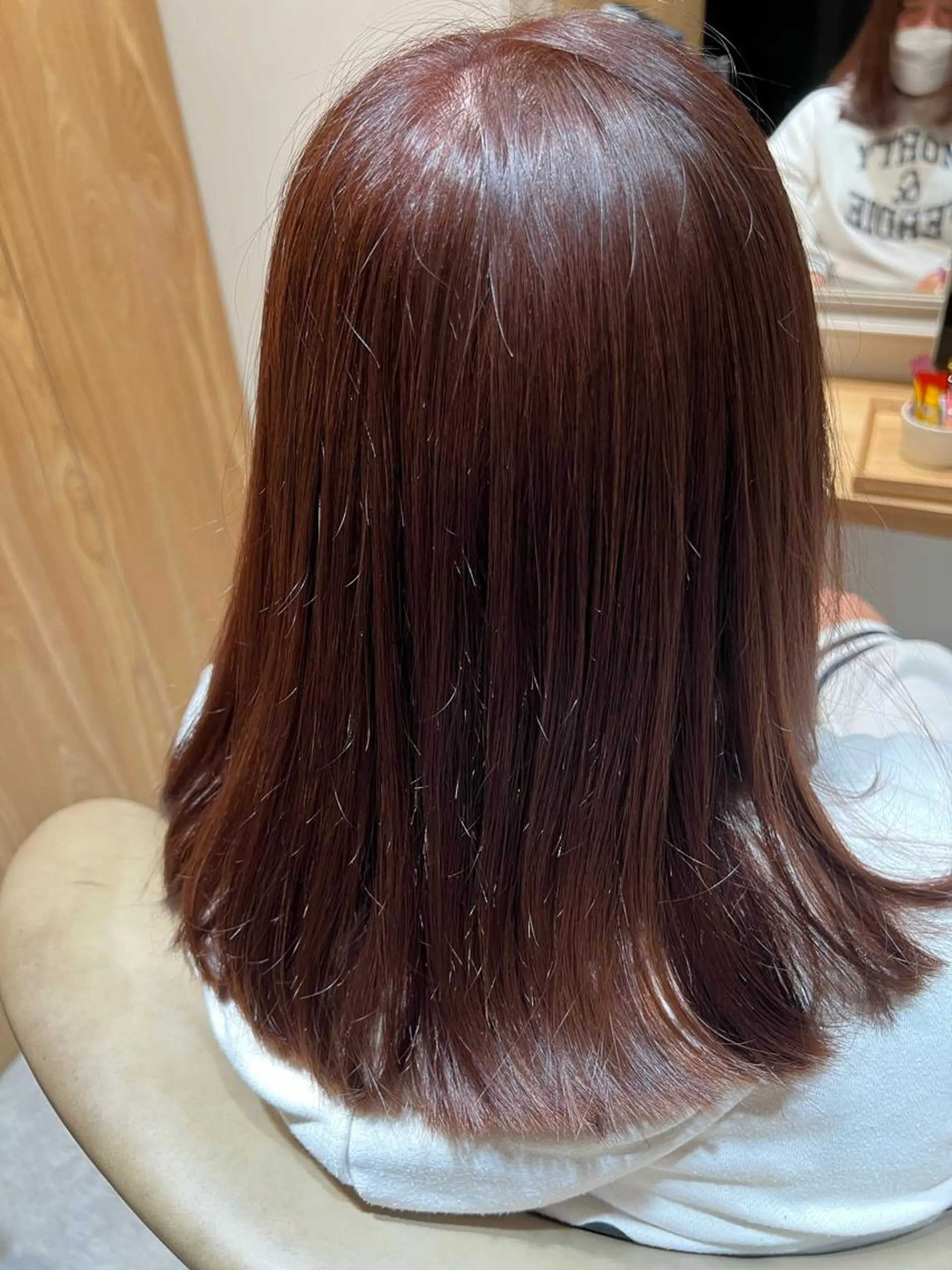 セミロング カラー 大河原 美優のヘアスタイル