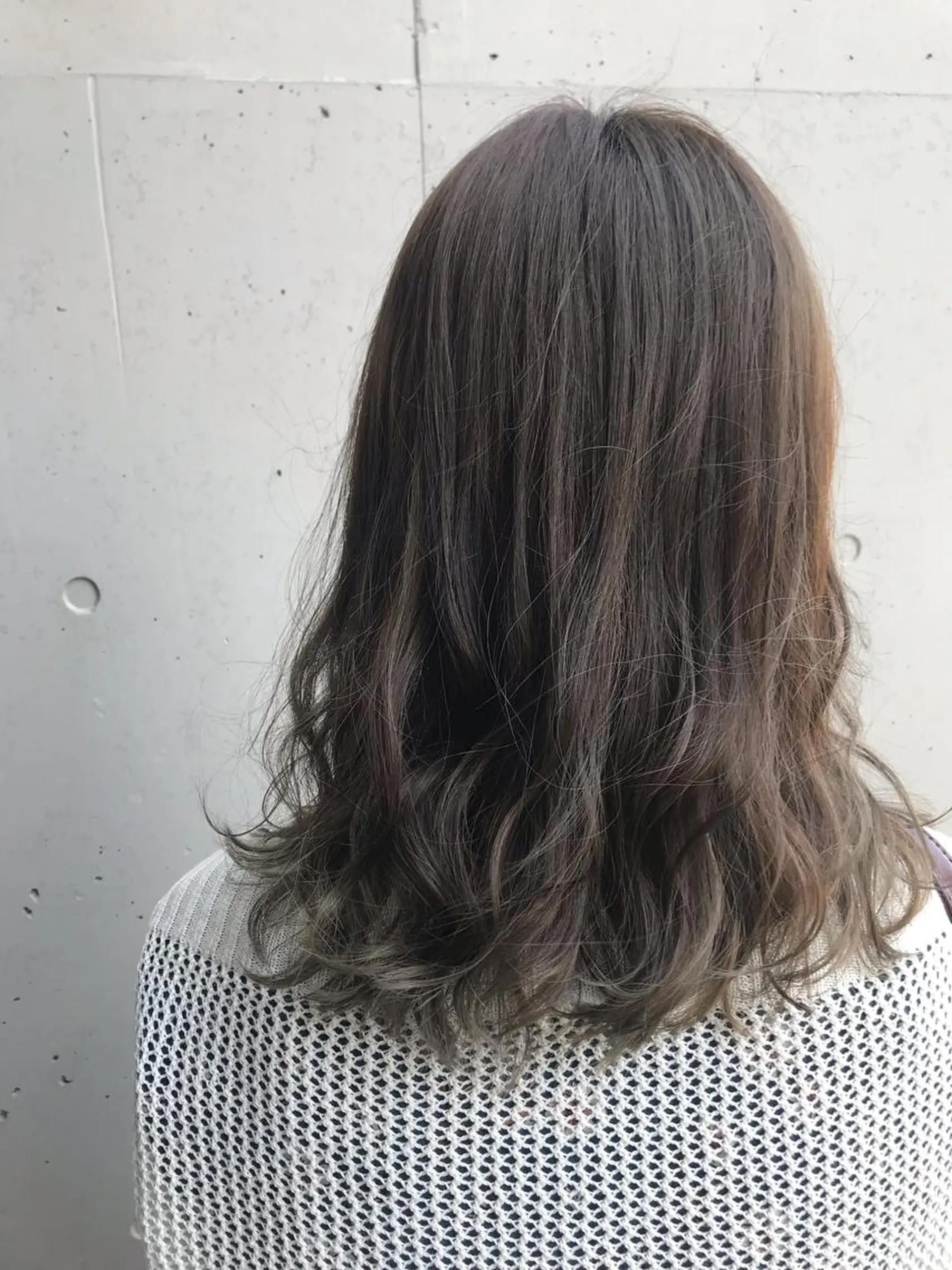 ロング カラー 一ノ瀬 蘭のヘアスタイル