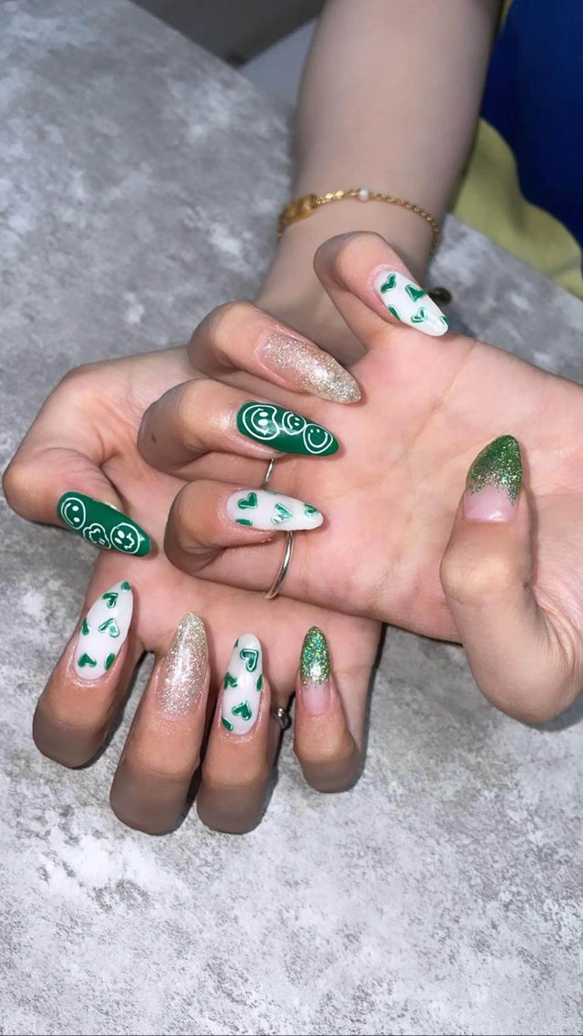 ネイル ハンドネイル shark_nail Aのネイルデザイン