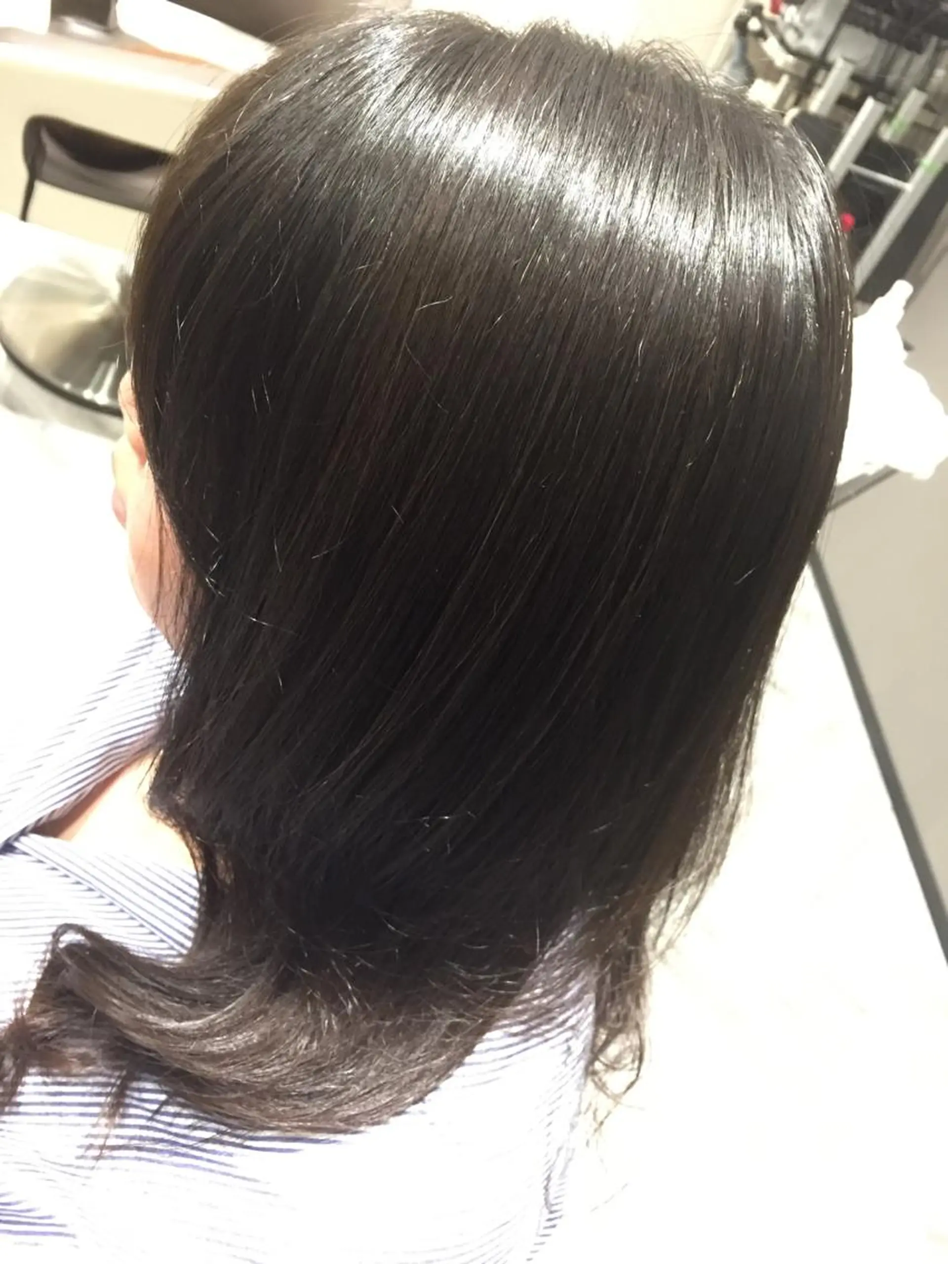 ロング トリートメント 岡田 夏実のヘアスタイル