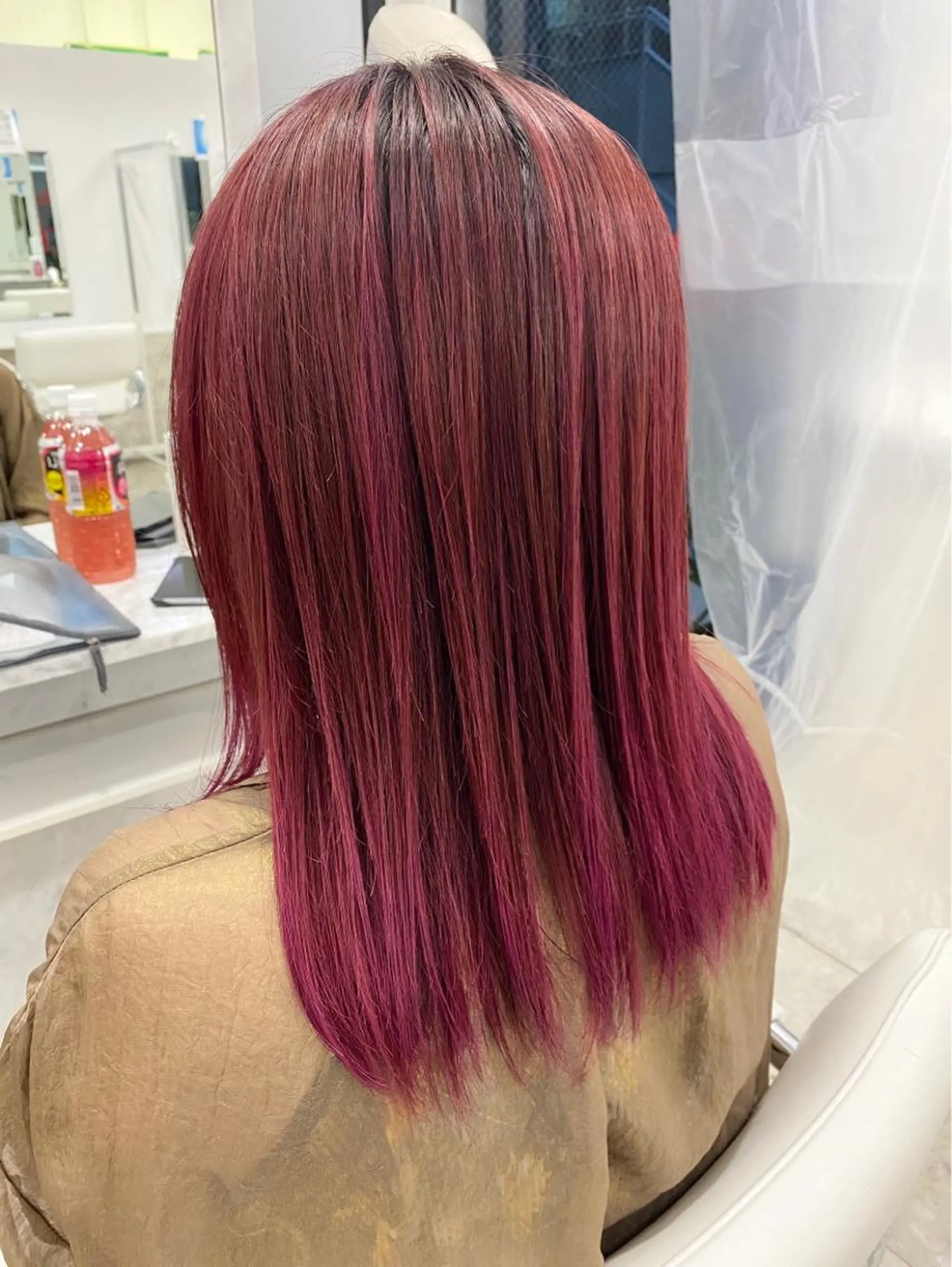 セミロング カラー 🧸縮毛矯正特化 金澤 彩香🎀のヘアスタイル