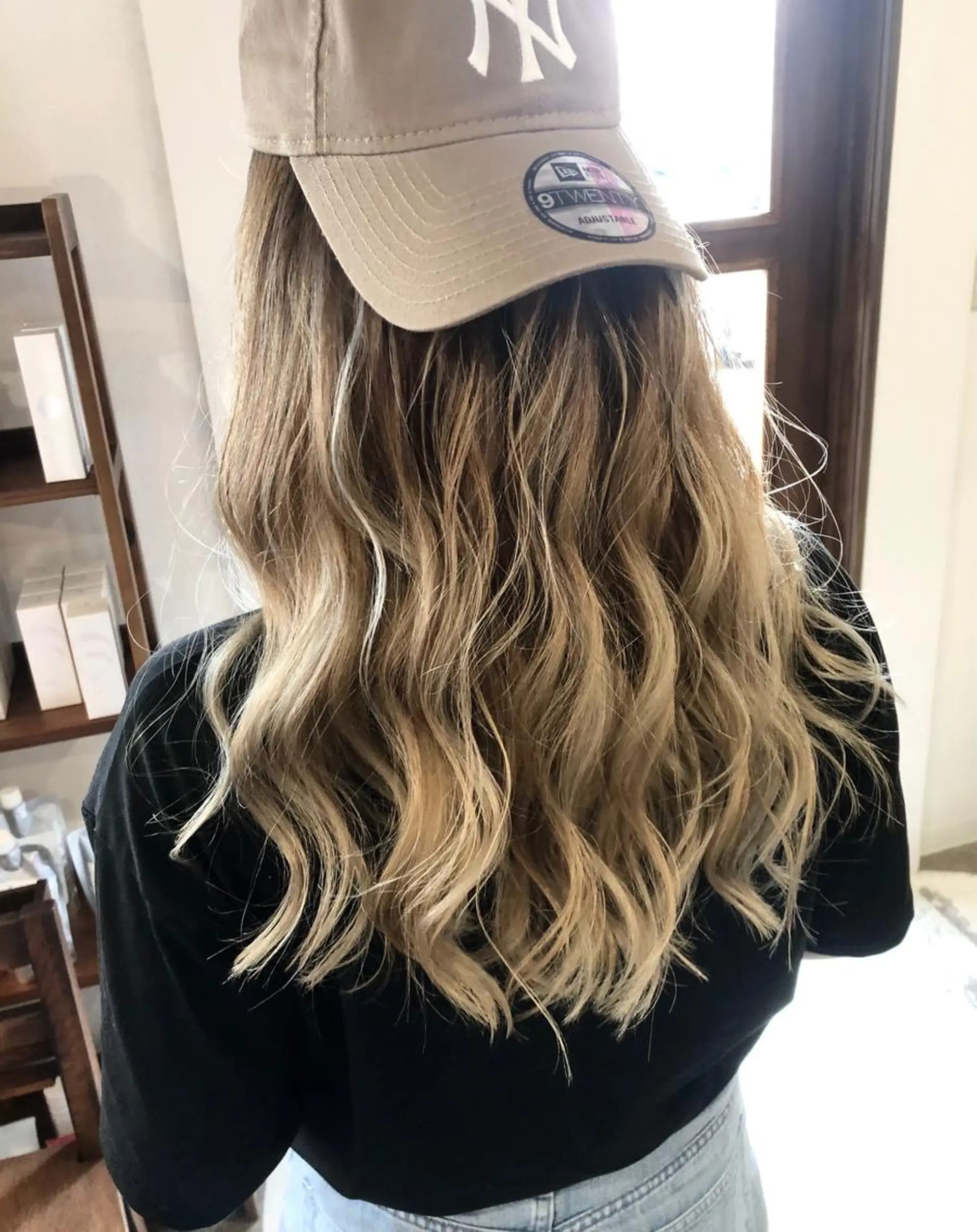 ロング カラー グラデーションカラー ハイライトカラー 3Dハイライト ハイライト ヘアカラー レイヤーカット匠 イソザキノリユキのヘアスタイル