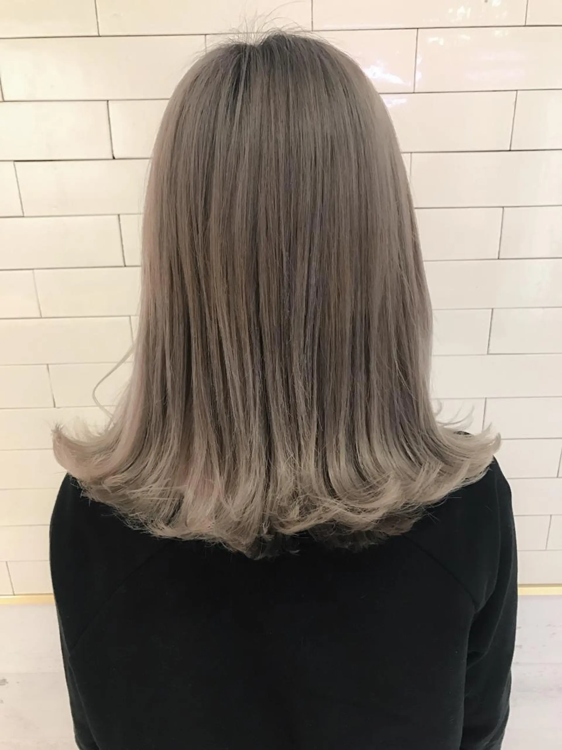 ショート カラー 切りっぱなしボブ グレージュ ボブ 外国人風カラー LA KING GINZA TOKYO所属・🧡ショートの達人 🧡SHOのヘアスタイル