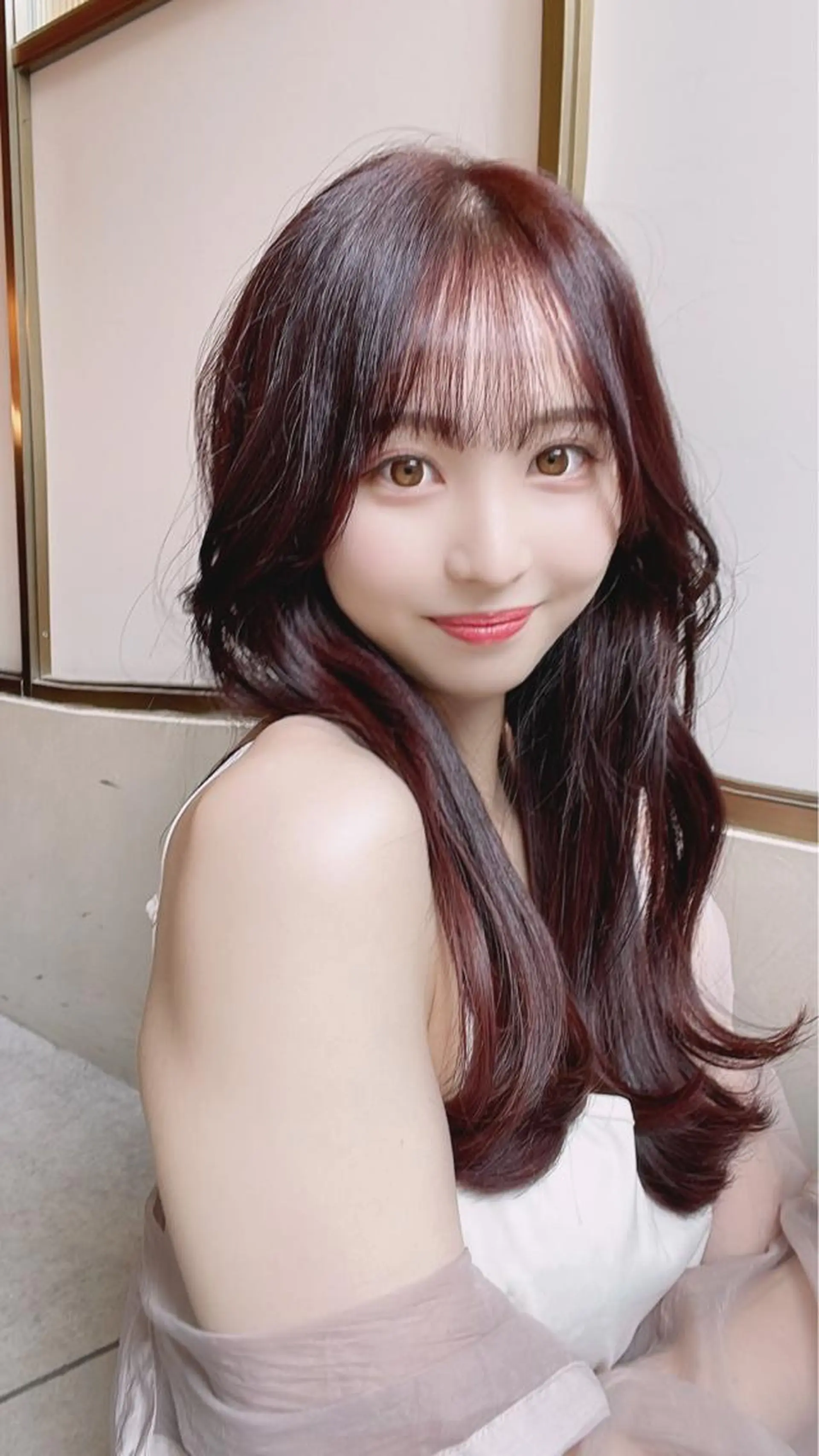 ロング カラー アディクシーカラー ベージュカラー ブリーチ ケアブリーチ 透明感カラー 顔周り特化/韓国ヘア /レイヤー/吉野幸大のヘアスタイル