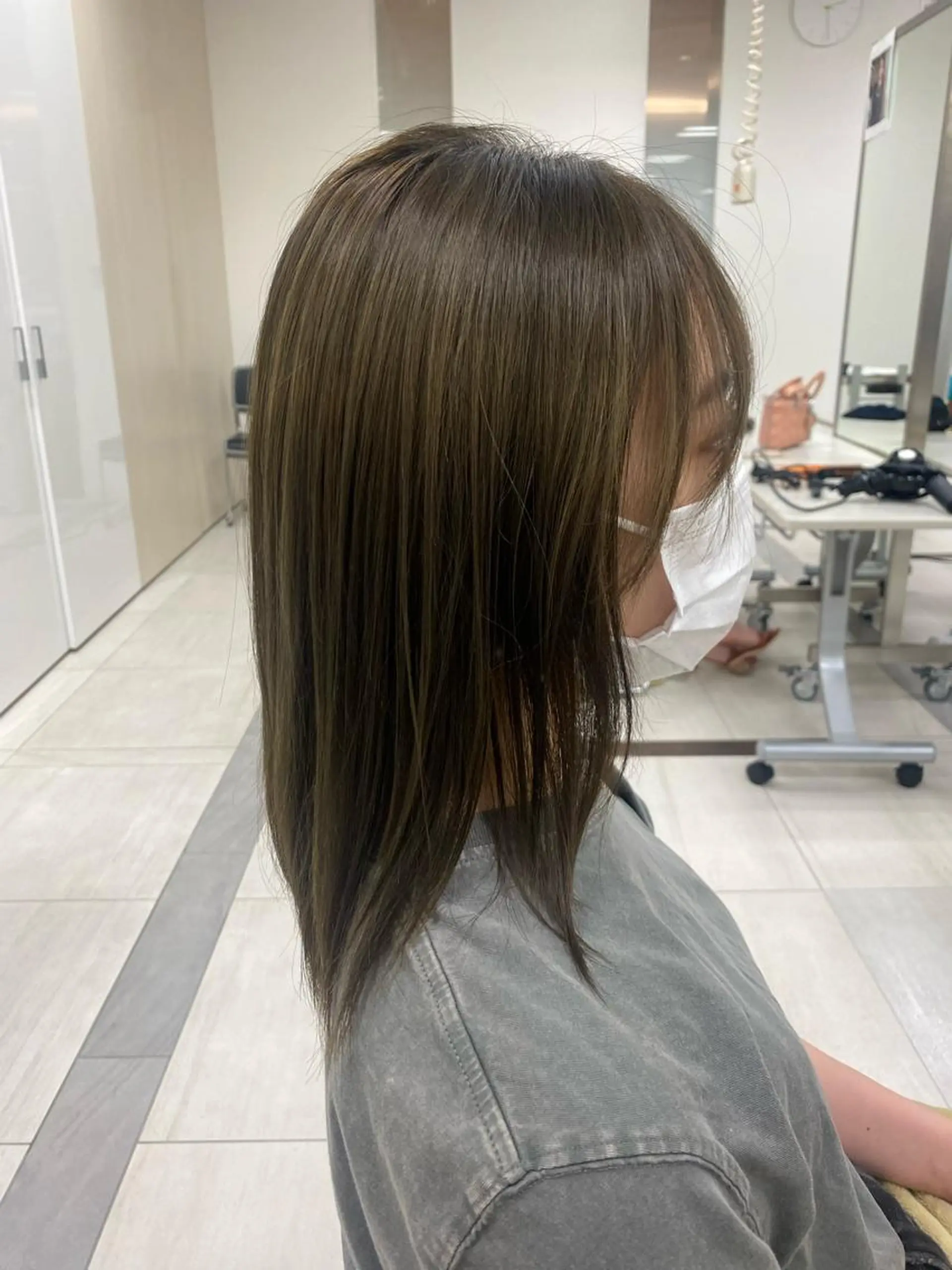 セミロング カラー 🌱ぱっつとボブカ ット🌱/Ryotaのヘアスタイル