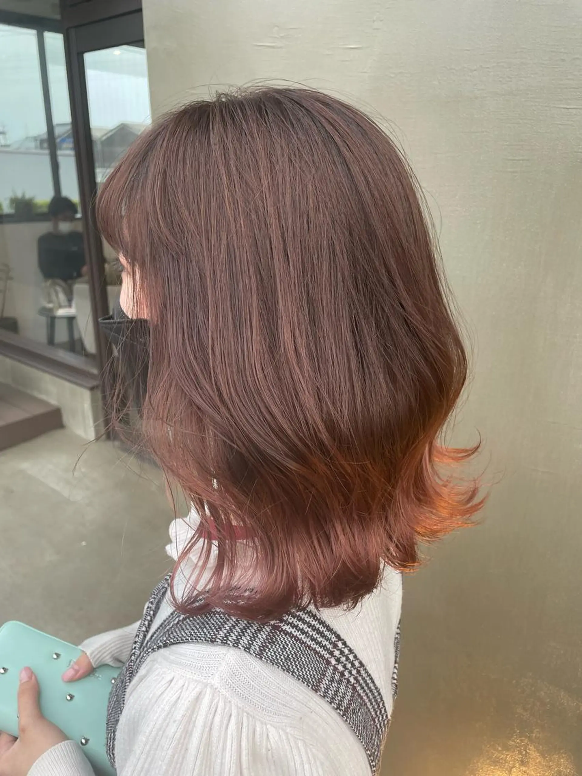 ミディアム 鈴木 つかさのヘアスタイル