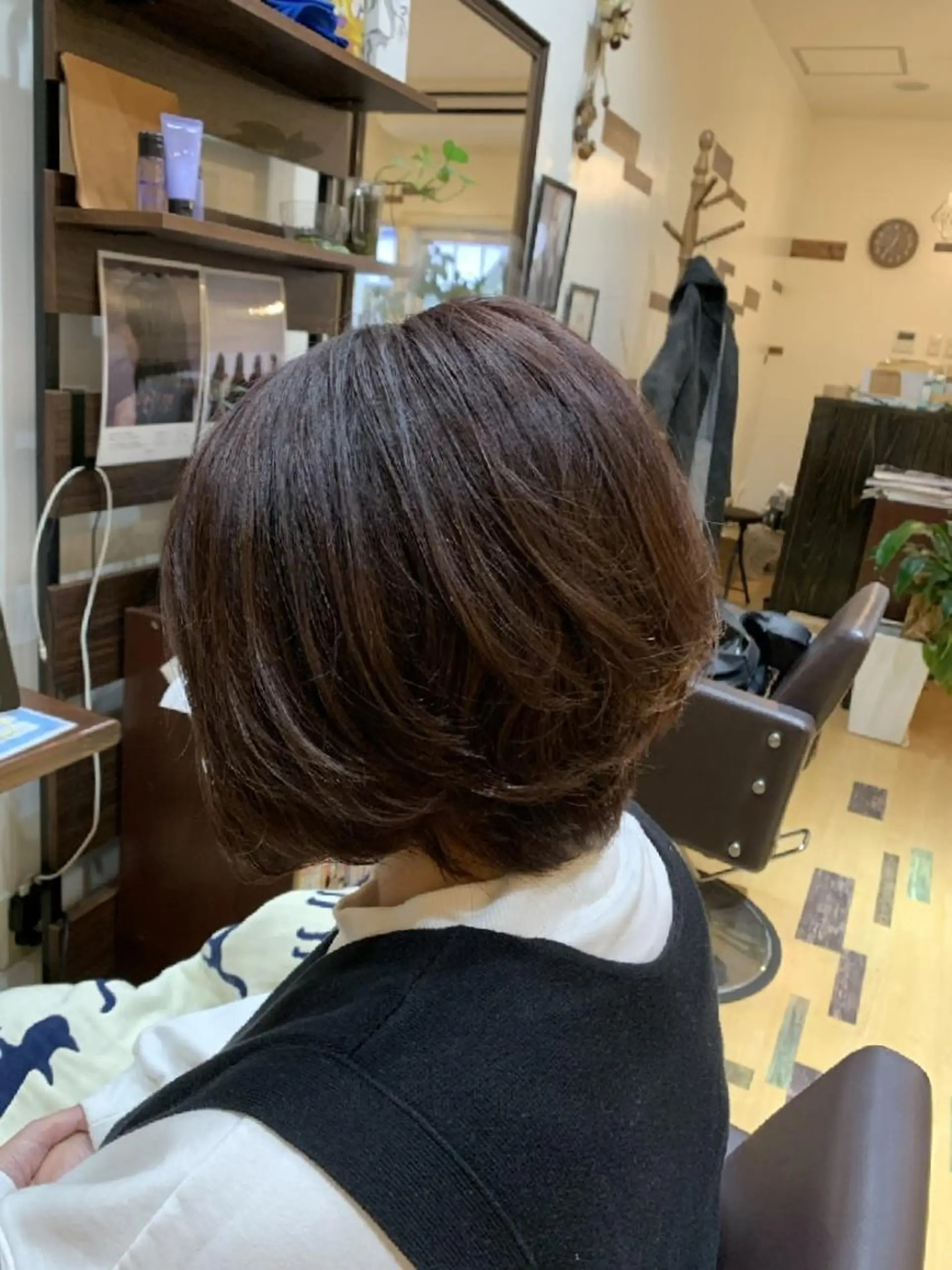 ショート カラー ブラウンカラー カシス SUGAR所属・サトウ シューイチのヘアスタイル