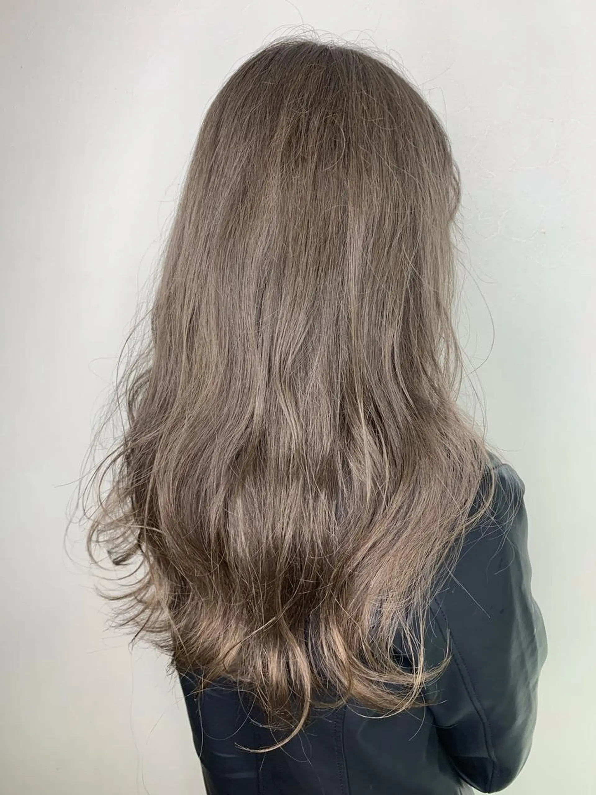 ロング ヘアカラー トリートメント BIANCA isesaki 小暮のヘアスタイル