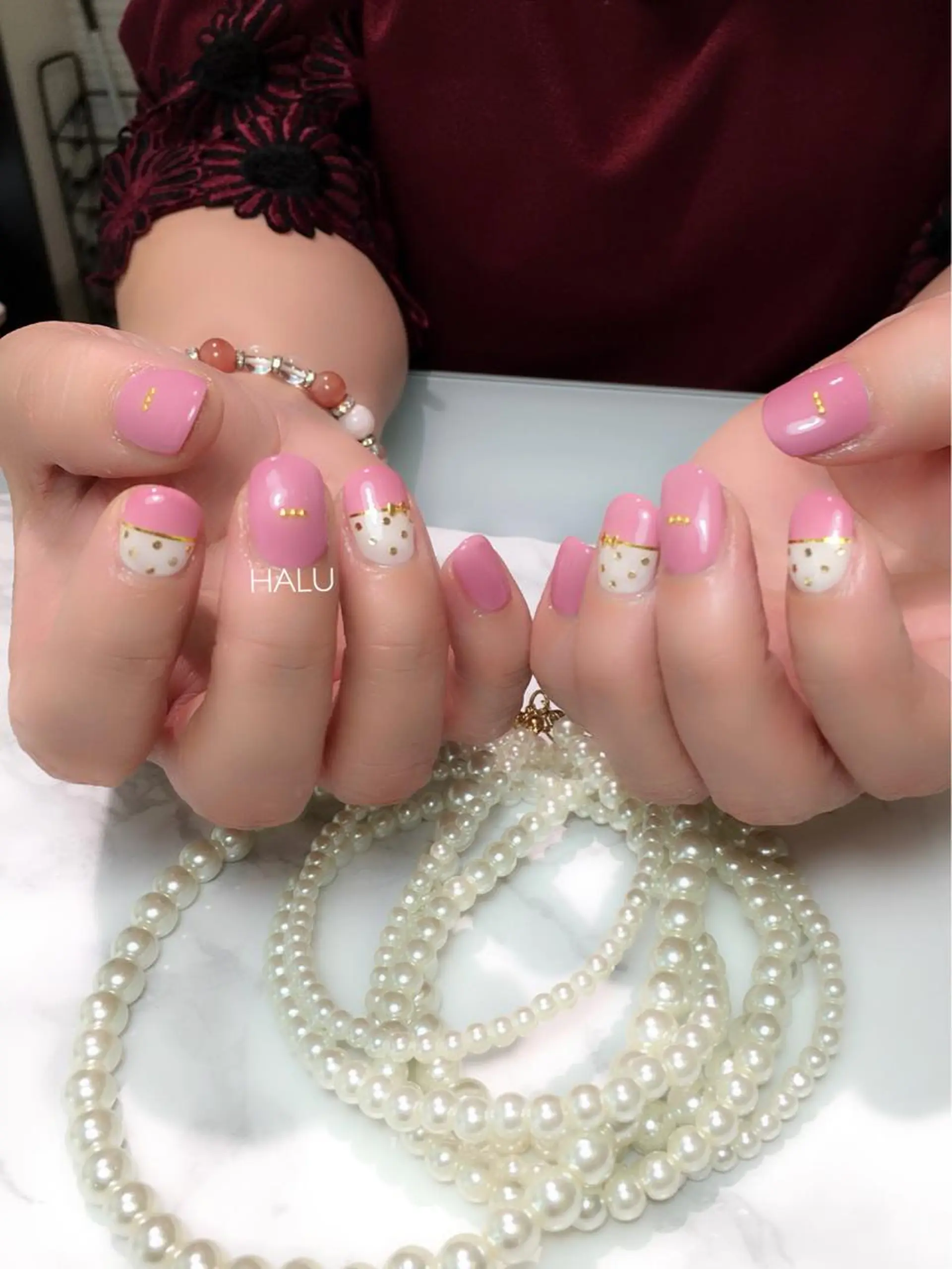 ネイル ドット ゴールド ピンク HALU ハルのネイルデザイン