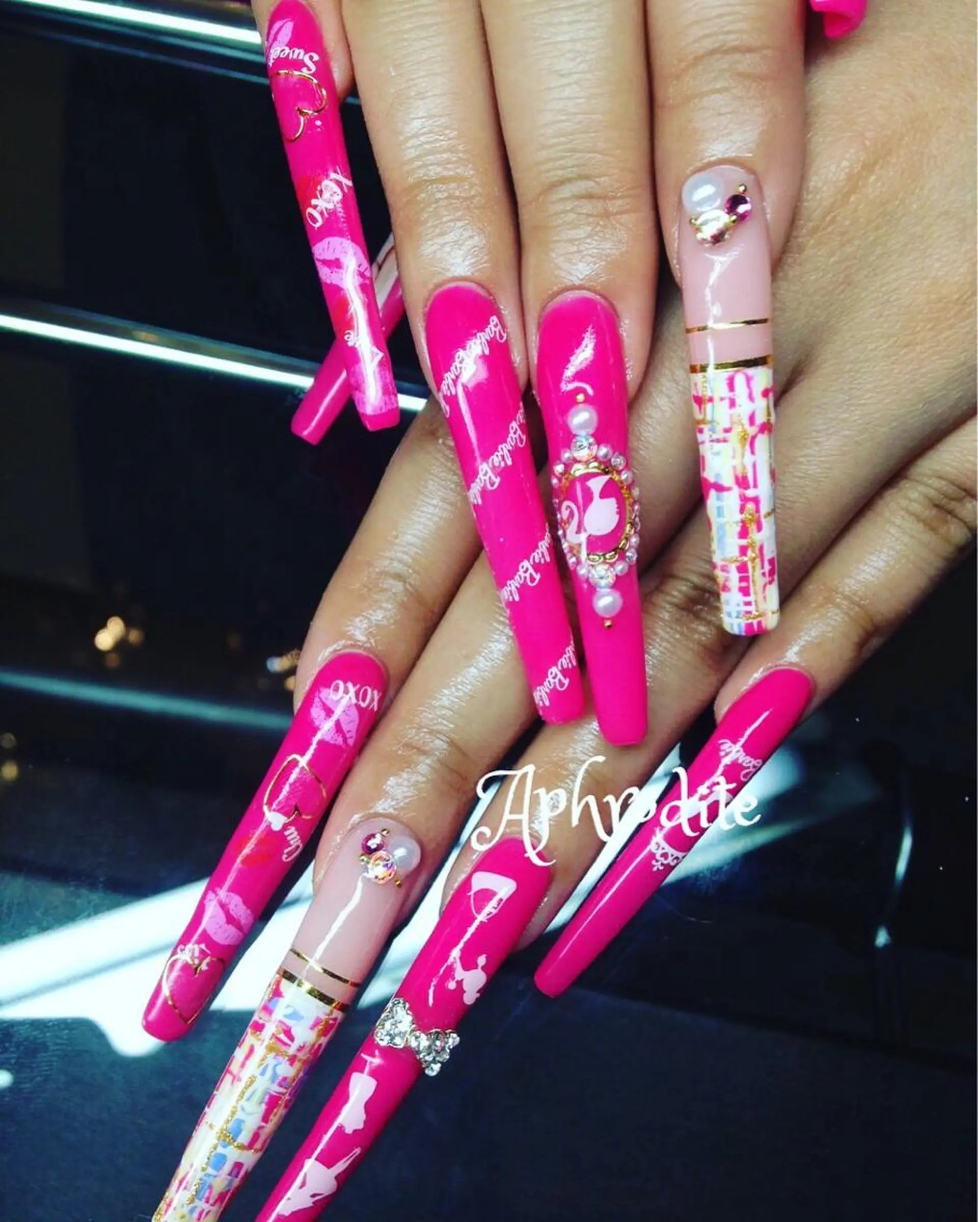 ネイル ロングネイル Aphrodite パラジェル認定サロンのネイルデザイン