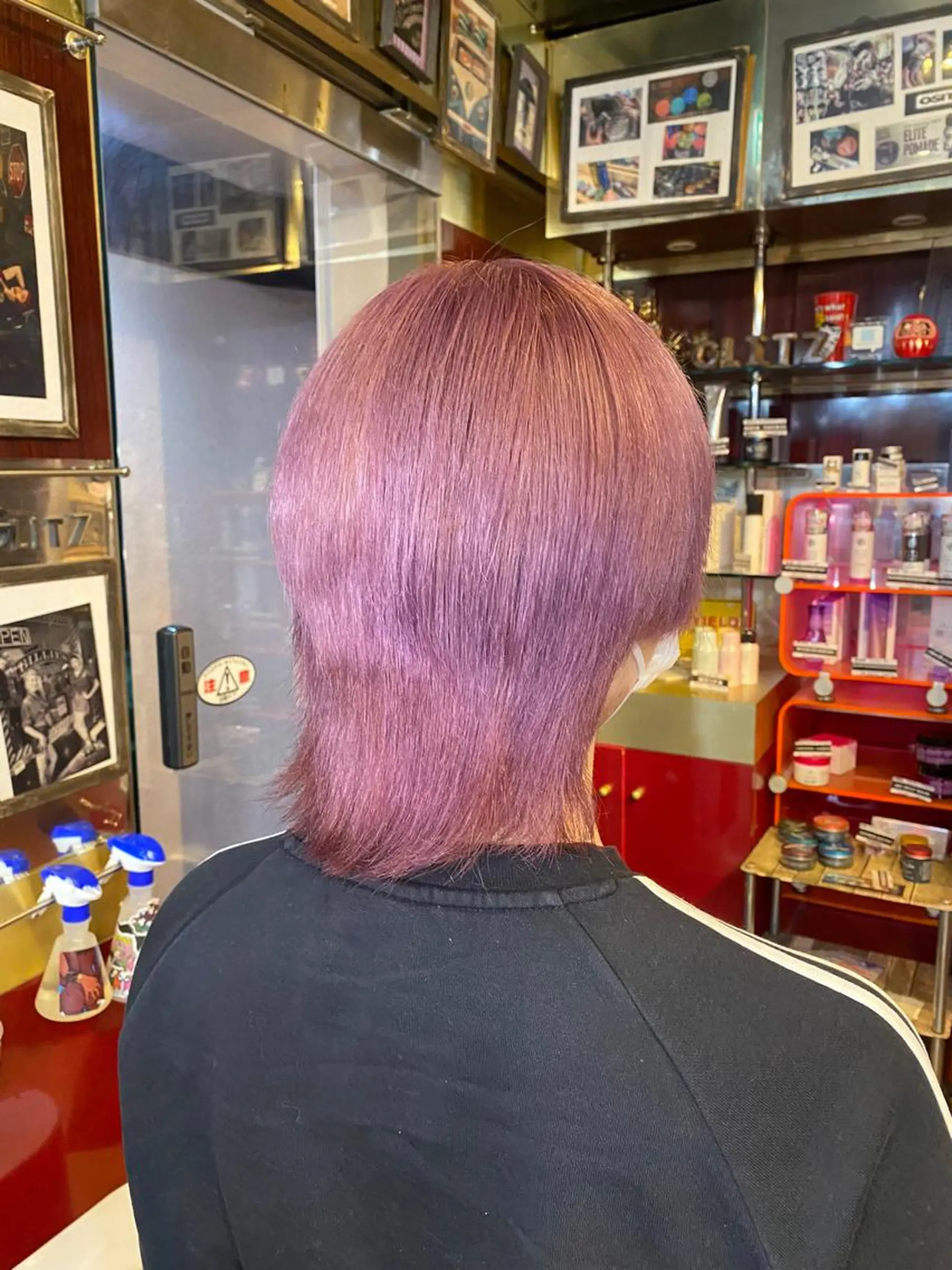 カラー メンズ ラベンダーカラー ラベンダーピンク ピンクカラー レイヤーカット/ カラー/長谷恵花のヘアスタイル