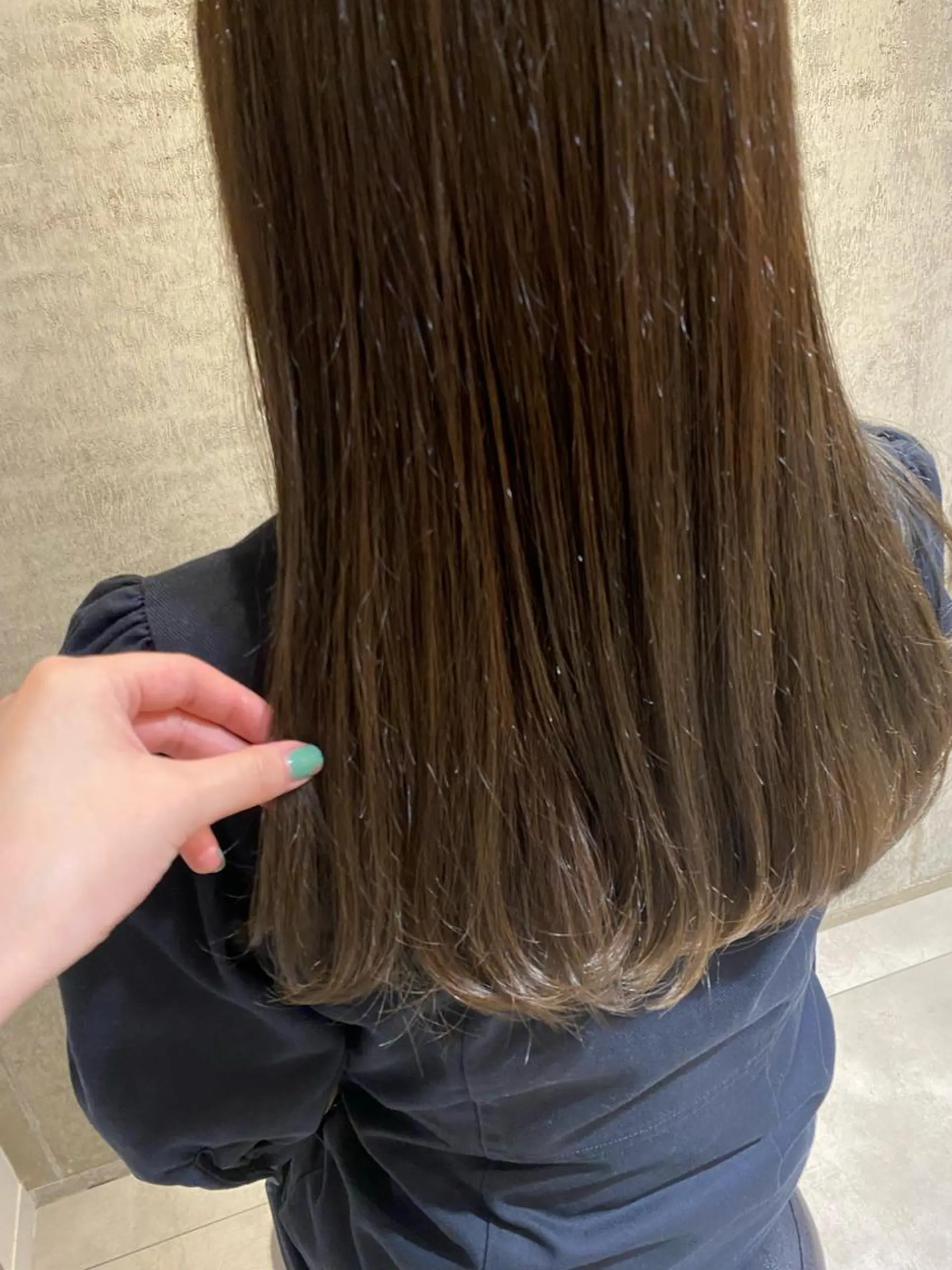 セミロング 頭皮につけないカラー /白髪ぼかし/実加永のヘアスタイル