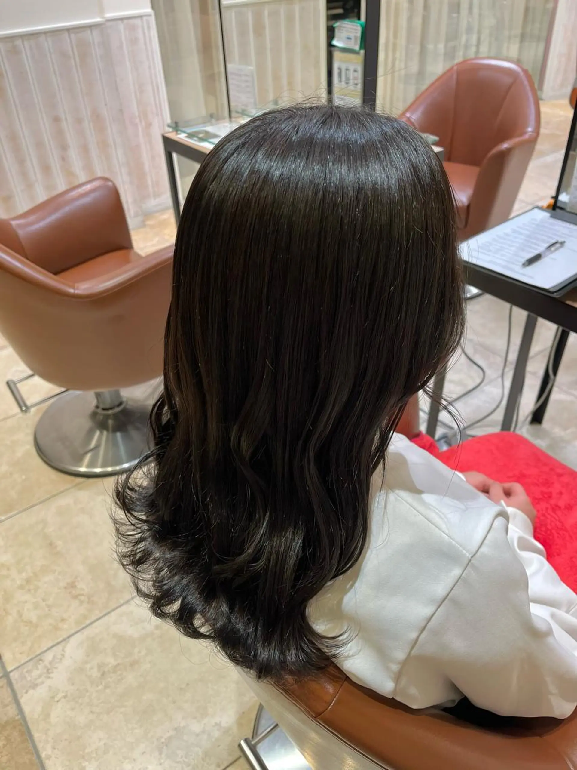 セミロング YUMEKA🩶/ 透明感カラー🥣のヘアスタイル