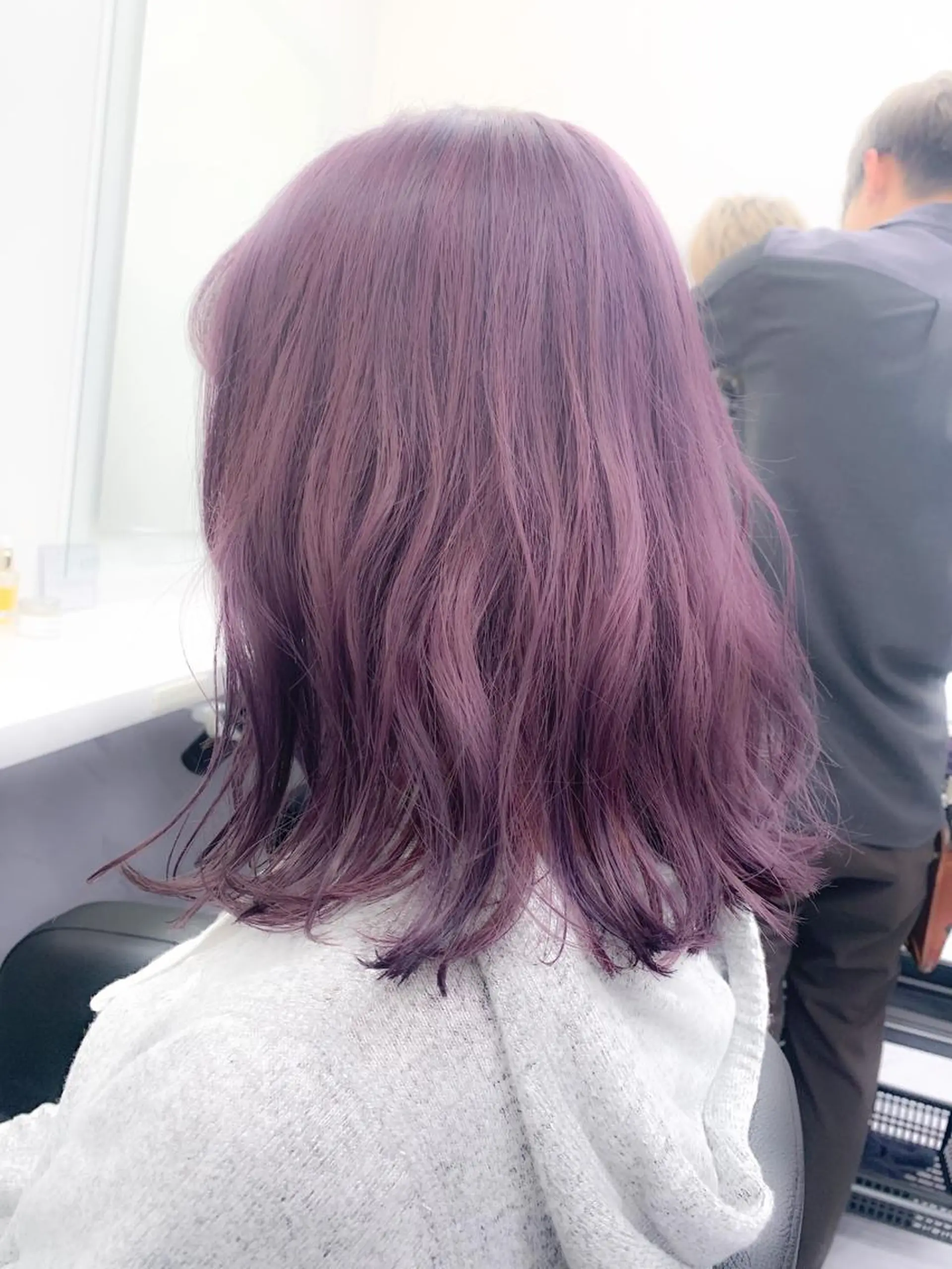 ミディアム パープルカラー 【美容室が苦手な方 専問美容室】MIHOのヘアスタイル