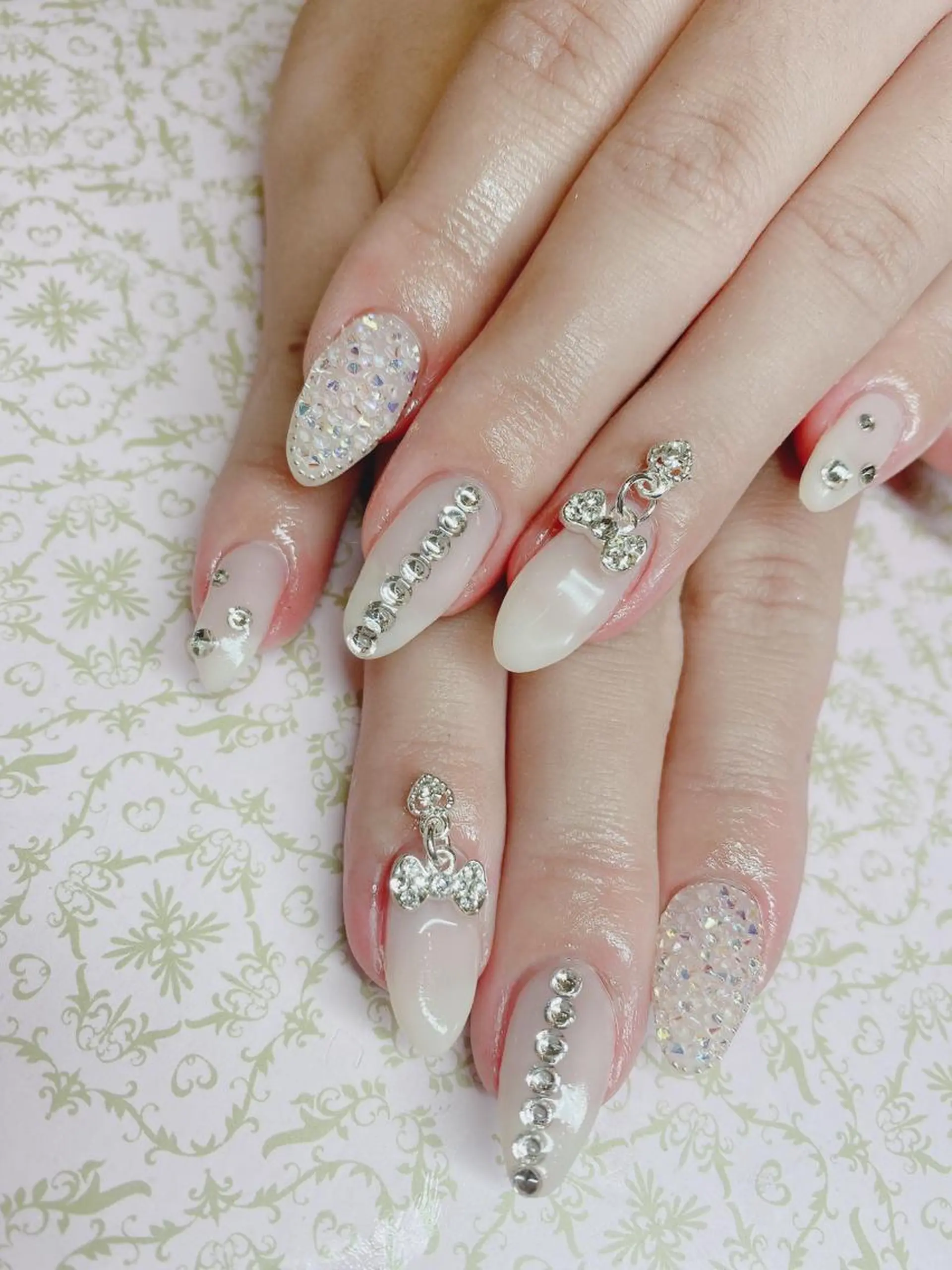 ネイル ハンドネイル Piacere所属・Piacere 絵美のネイルデザイン