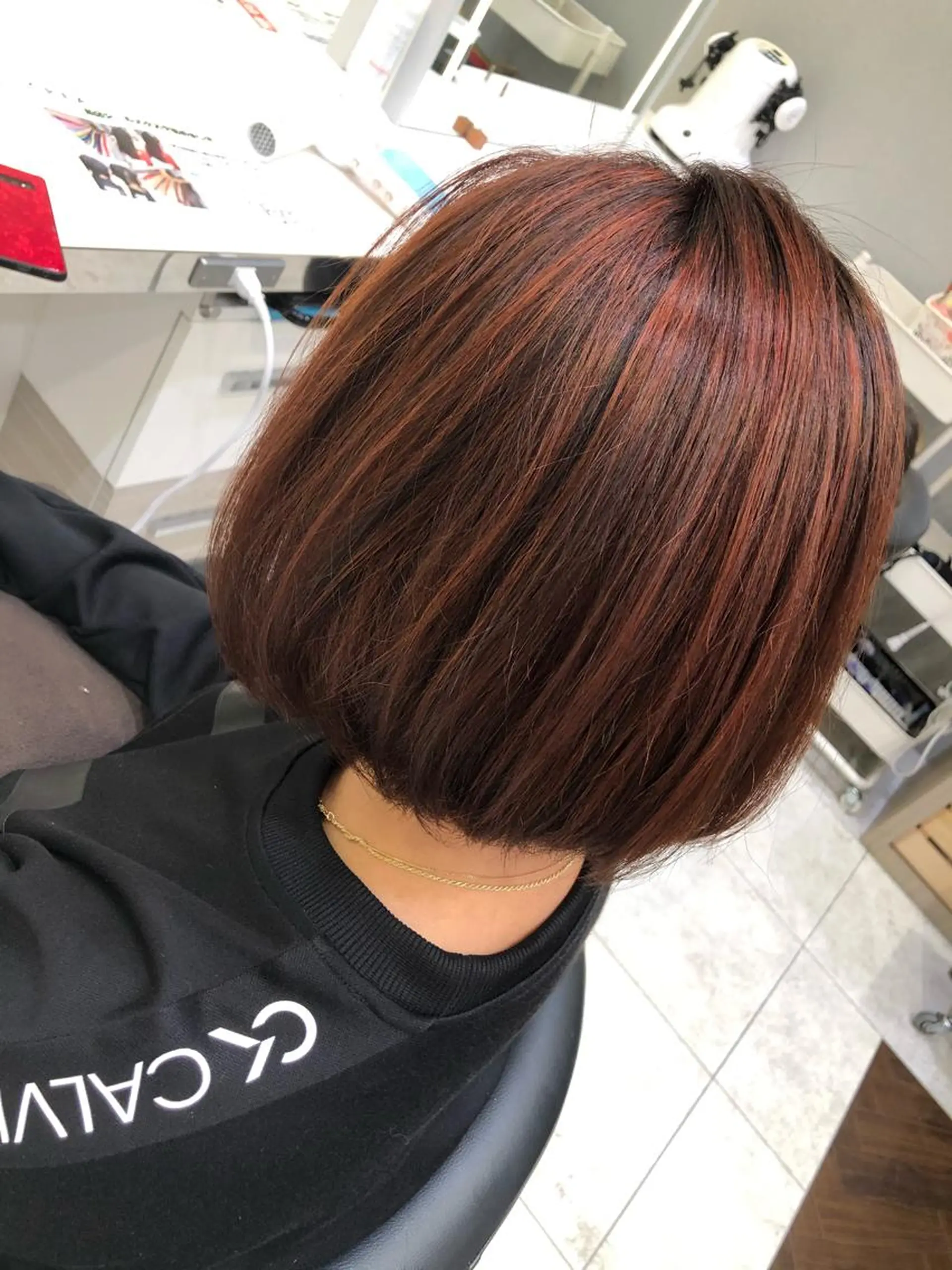 ミディアム ハイライト カット ヘアカラー トリートメント 岸 保奈美のヘアスタイル