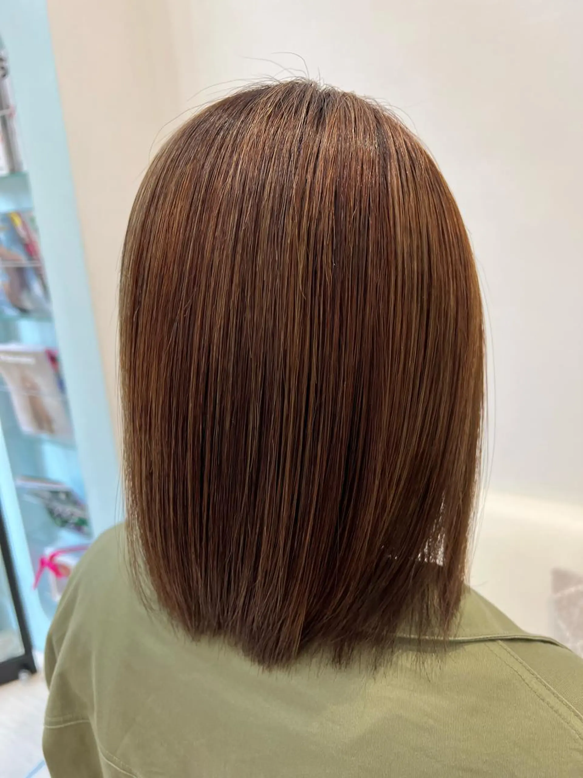 ミディアム カラー ヘアカラー 堀井 凌平のヘアスタイル