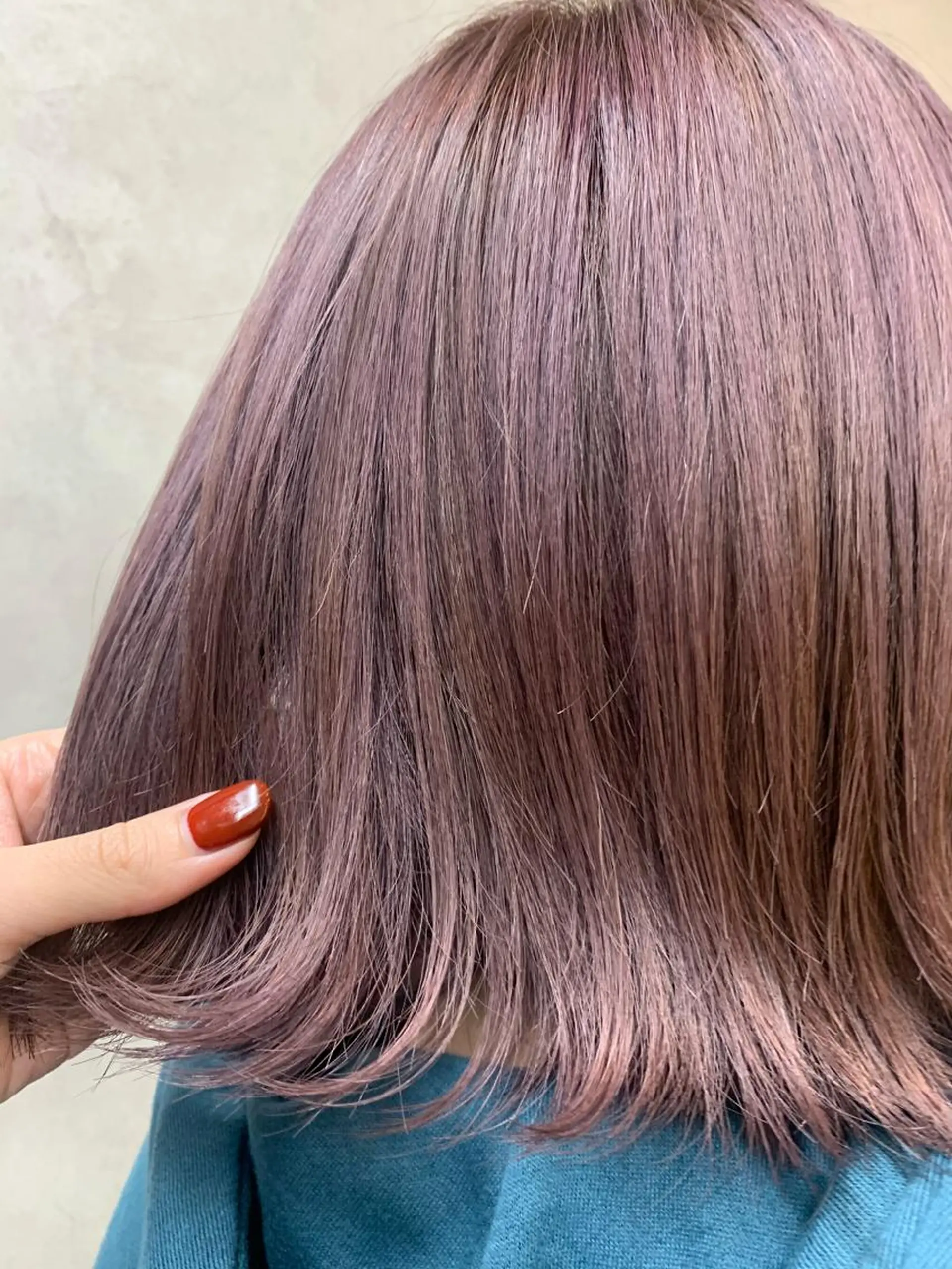 ショート カラー にった みずきのヘアスタイル