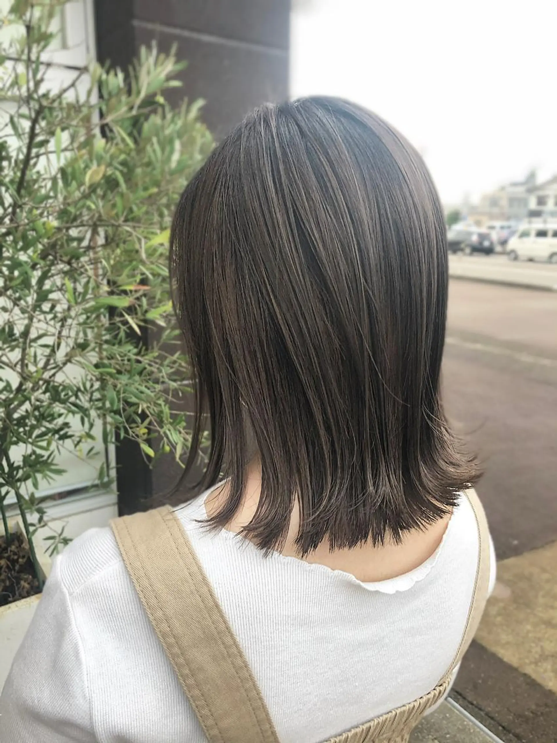 ミディアム カラー カット ヘアカラー トリートメント EARTH長岡店🩵 石原莉穂のヘアスタイル