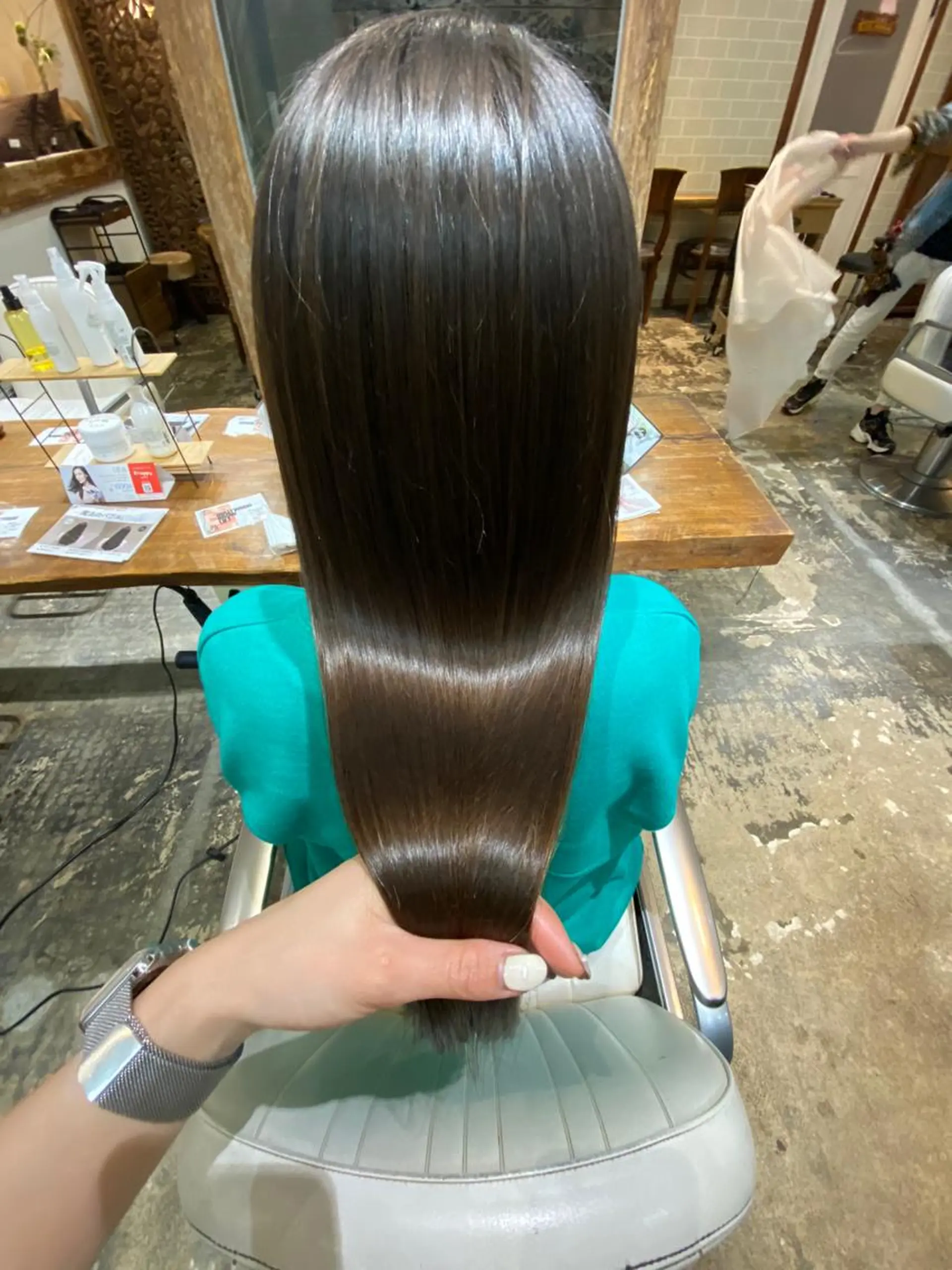 ロング putri店長 和田鈴采のヘアスタイル