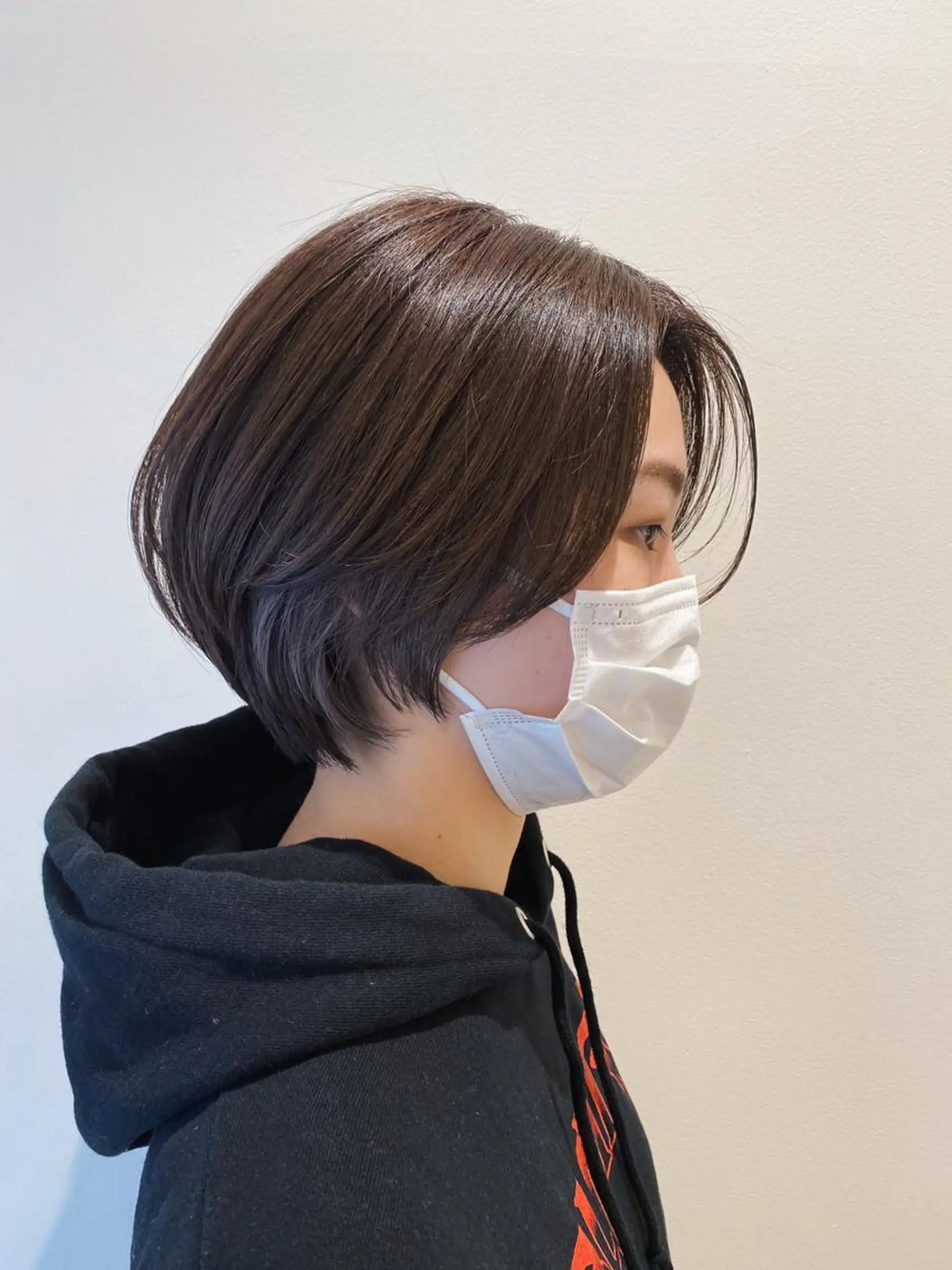 ショート カラー インナーカラー ショートヘア カット ヘアカラー トリートメント 細めハイライト🩶 ボブ/レイヤーカットのヘアスタイル