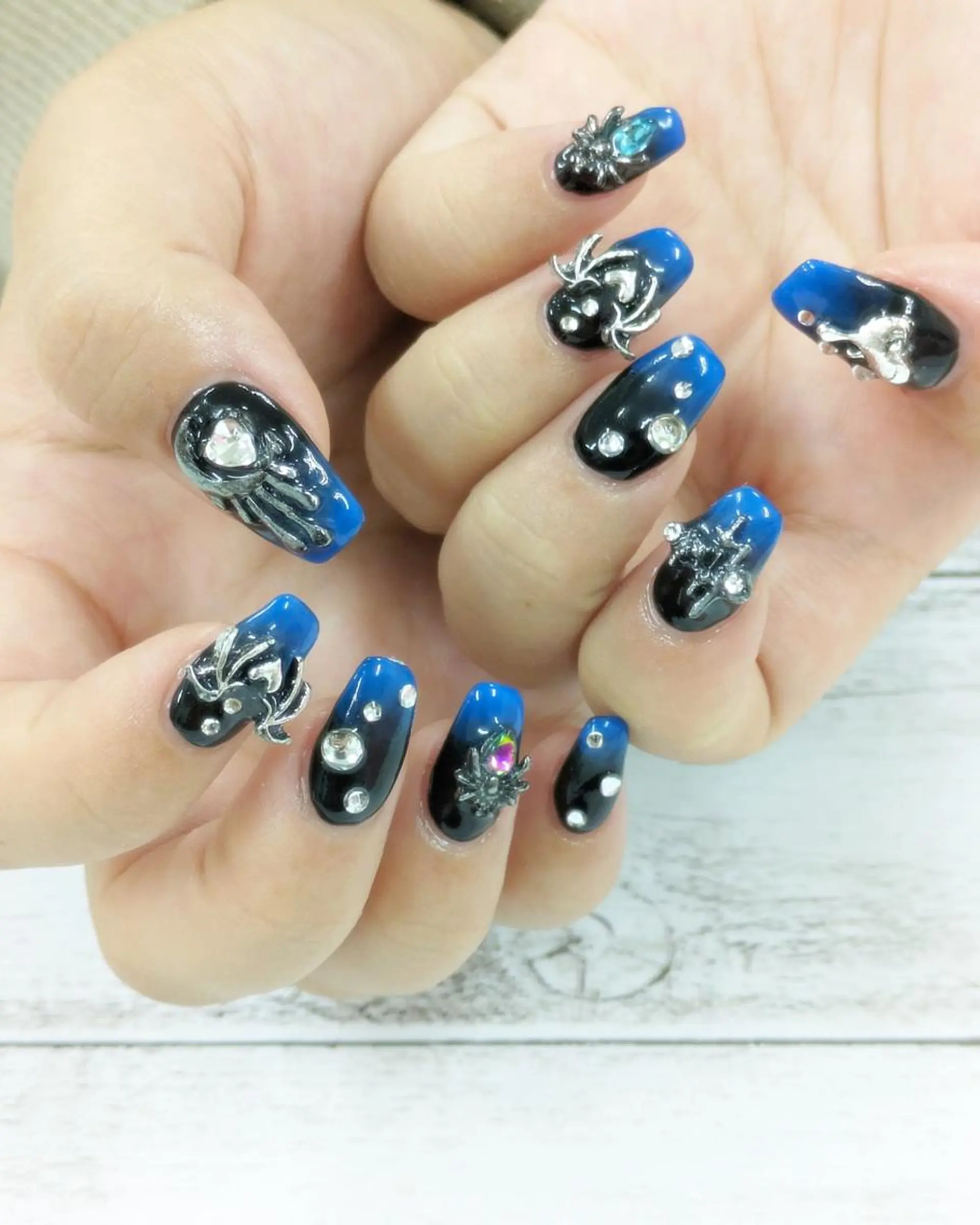 ネイル アートネイル 長さ出し ハート マグネットネイル 持ち込み ハンドネイル リラネイル Aikenのネイルデザイン