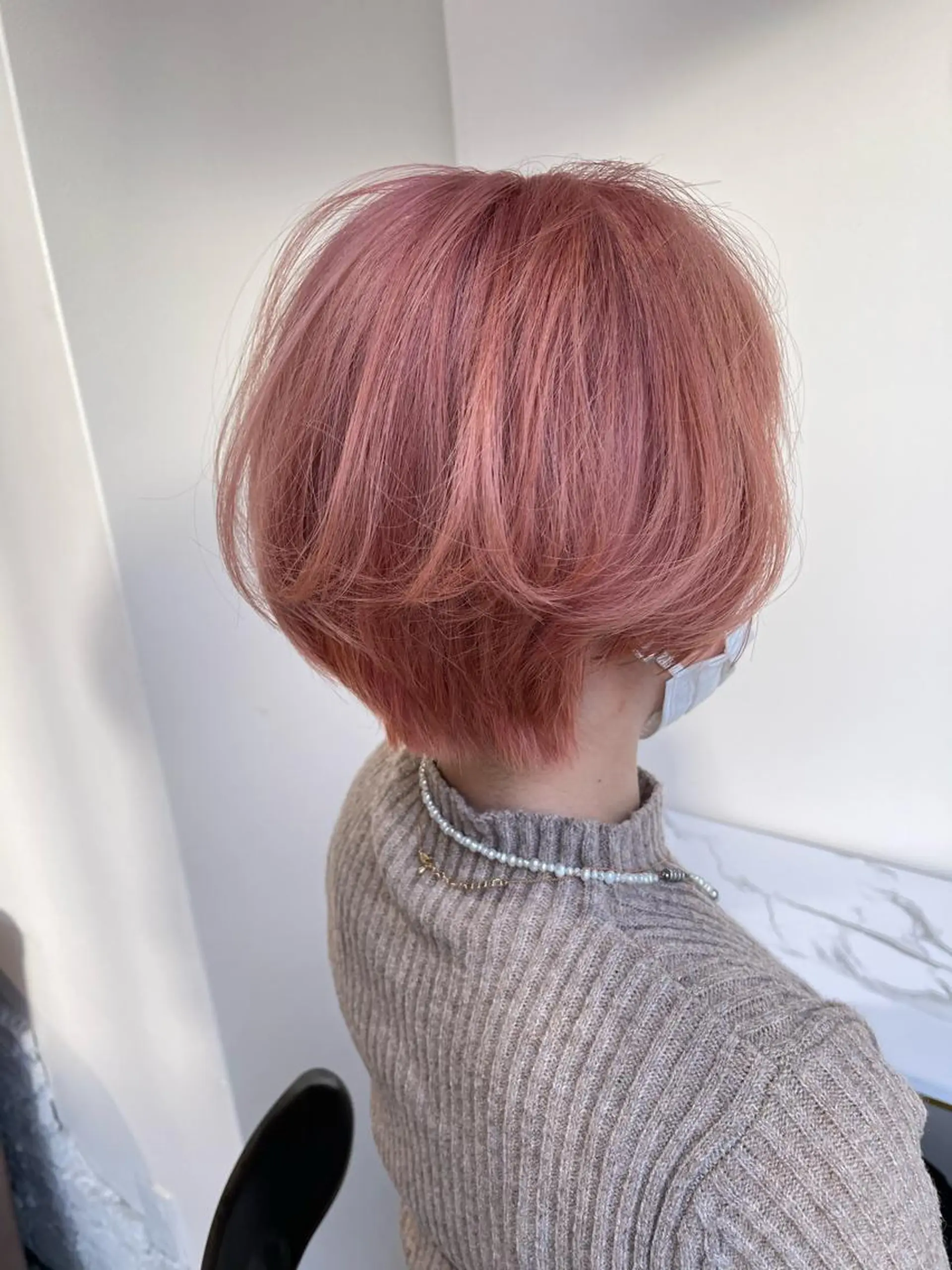 ショート カラー ブリーチ ピンクカラー ホワイトピンク ヘアカラー トリートメント Lien   副店長 小林亨のヘアスタイル