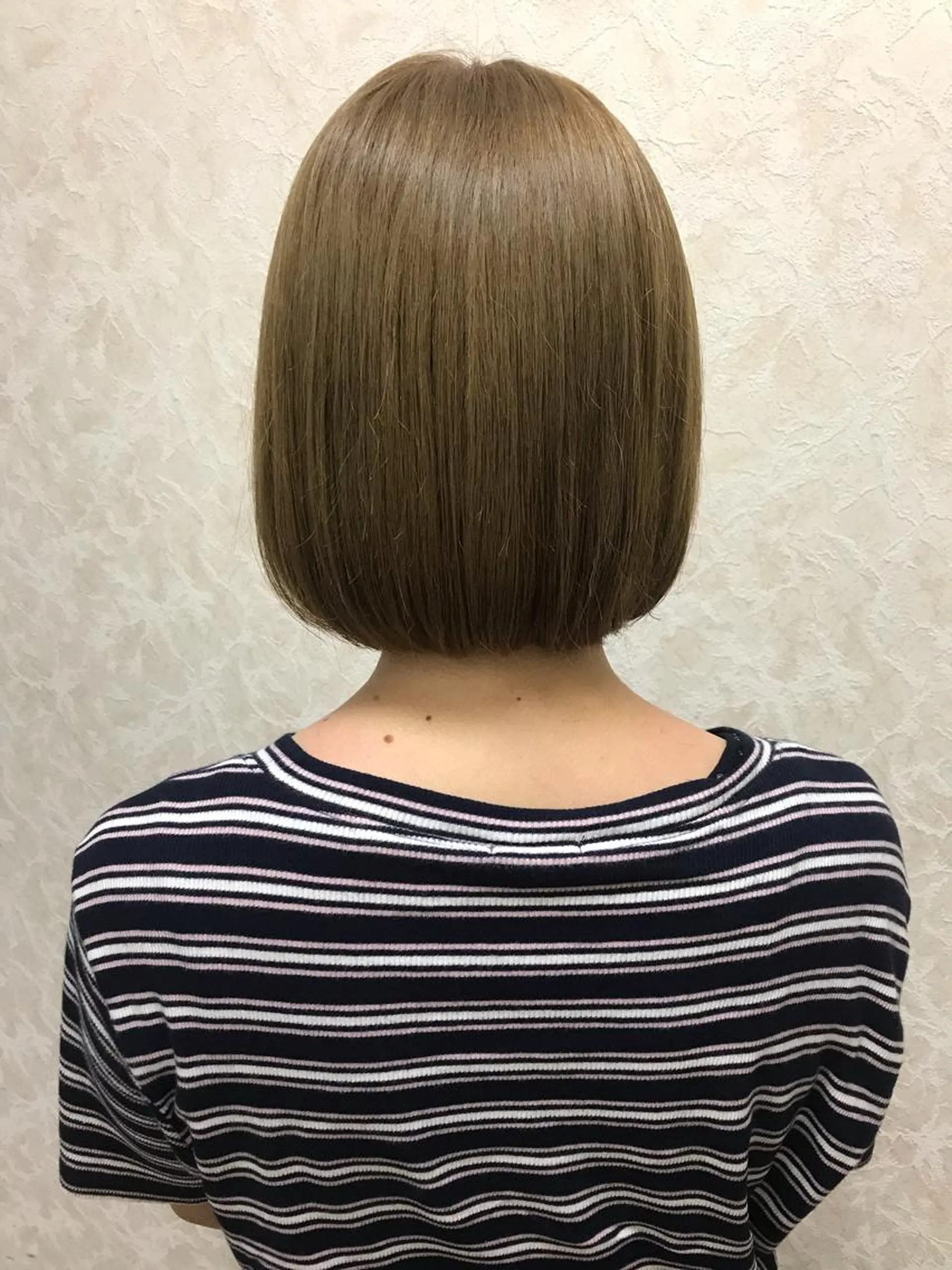 ショート カラー ベージュカラー カット ヘアカラー トリートメント ブリーチ/髪質改善/ レイヤー/YUTO‎のヘアスタイル