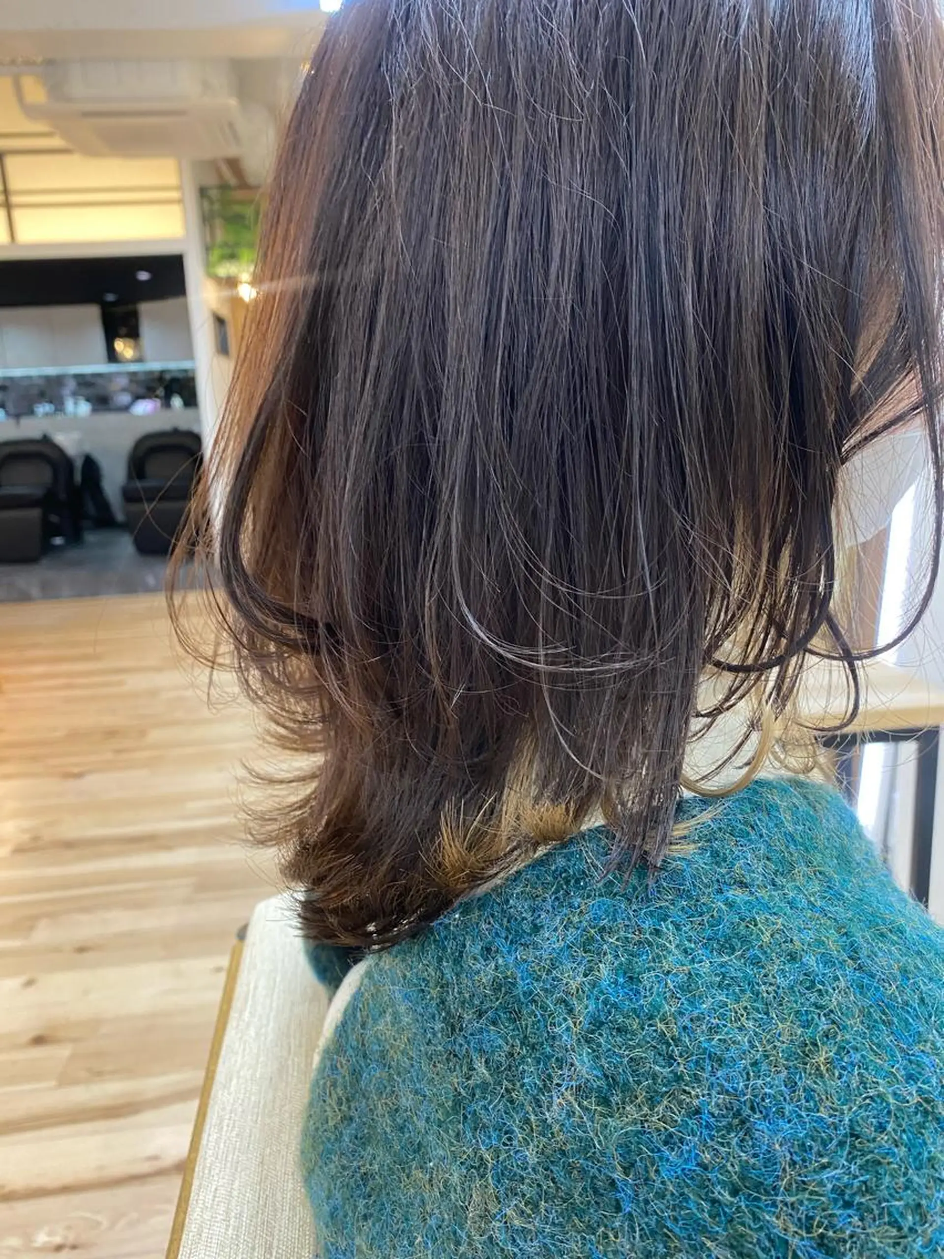 ミディアム おおつき ありかのヘアスタイル