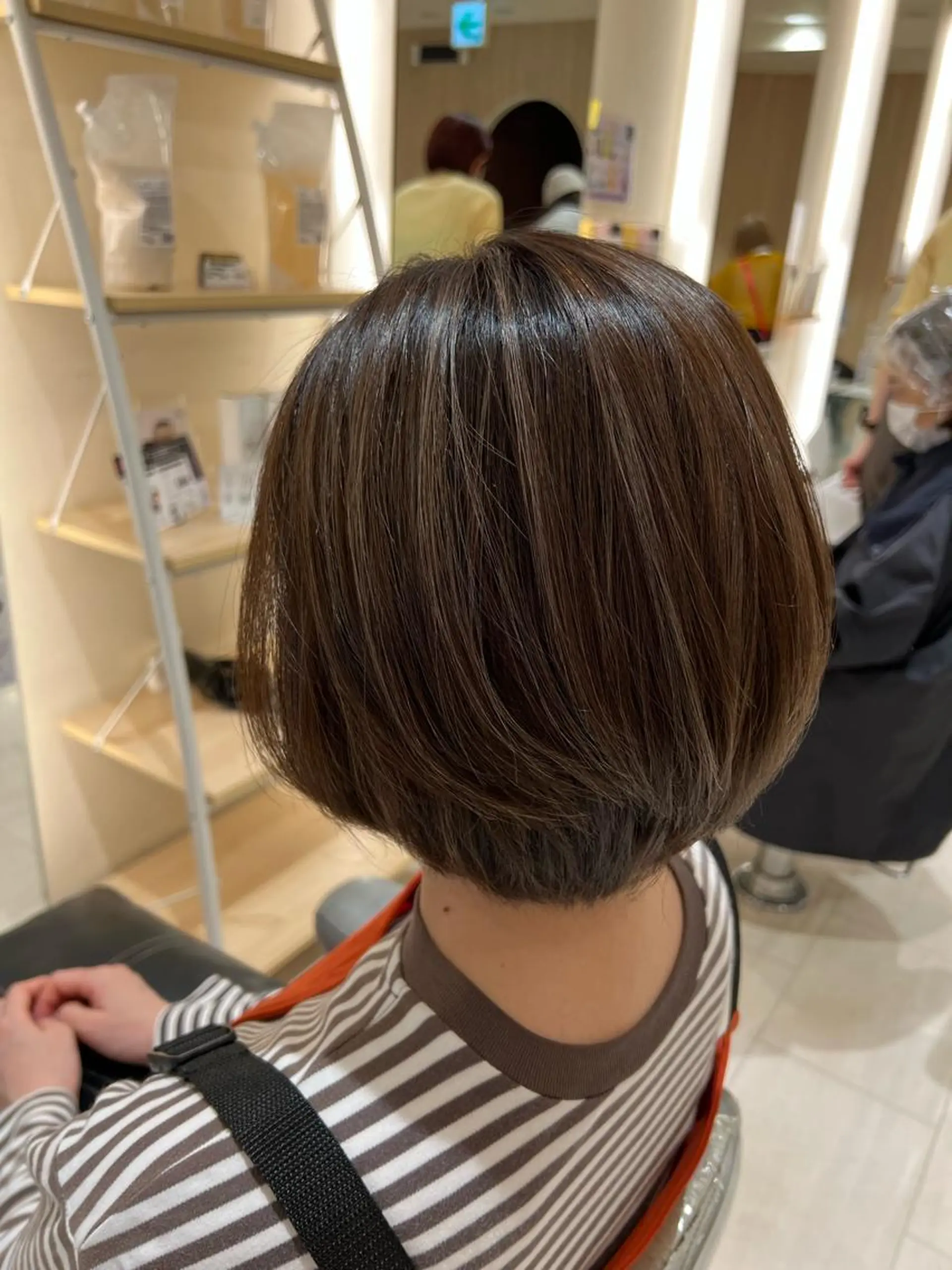 カラー 久永 菫のヘアスタイル