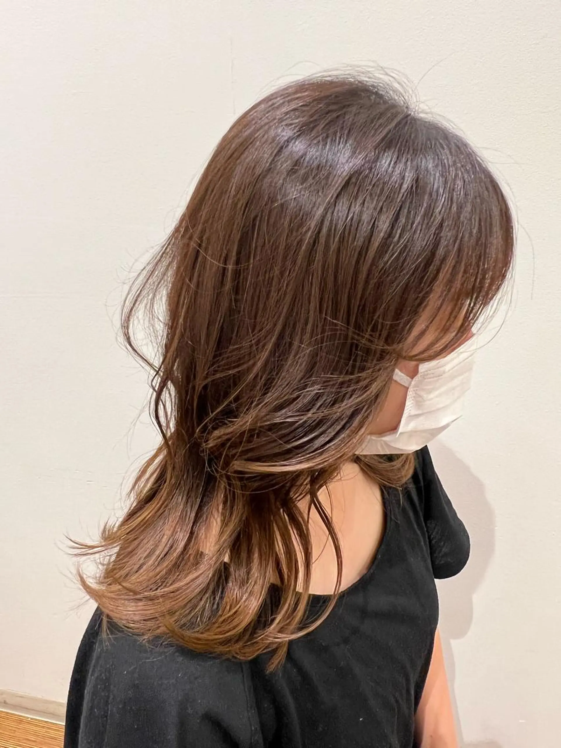 セミロング たかはし あかりのヘアスタイル