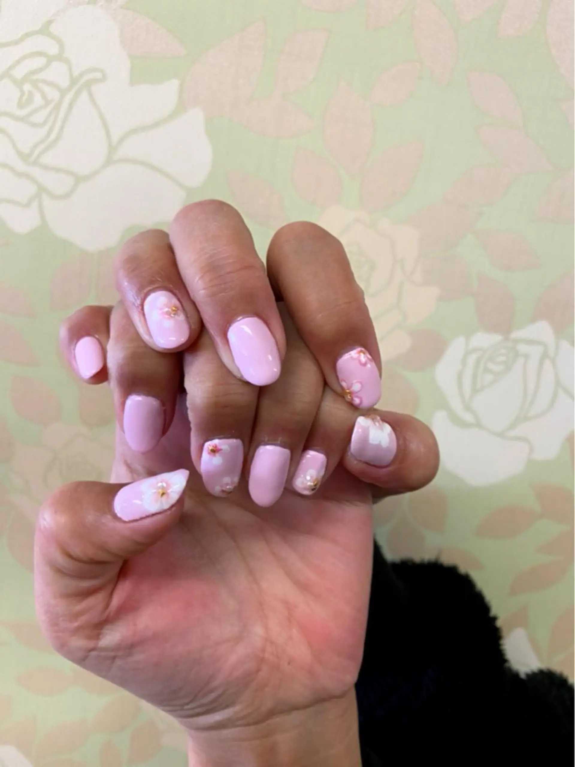 ネイル MIMI RUSH 安城 jubilee店所属・鍋田 彩歌のマツエク・マツパデザイン