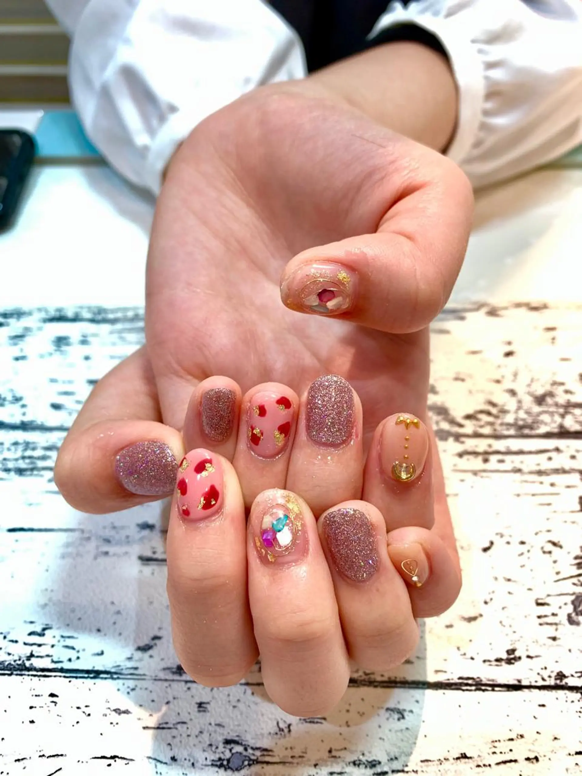 ネイル ハンドネイル 高尾 梨花のネイルデザイン