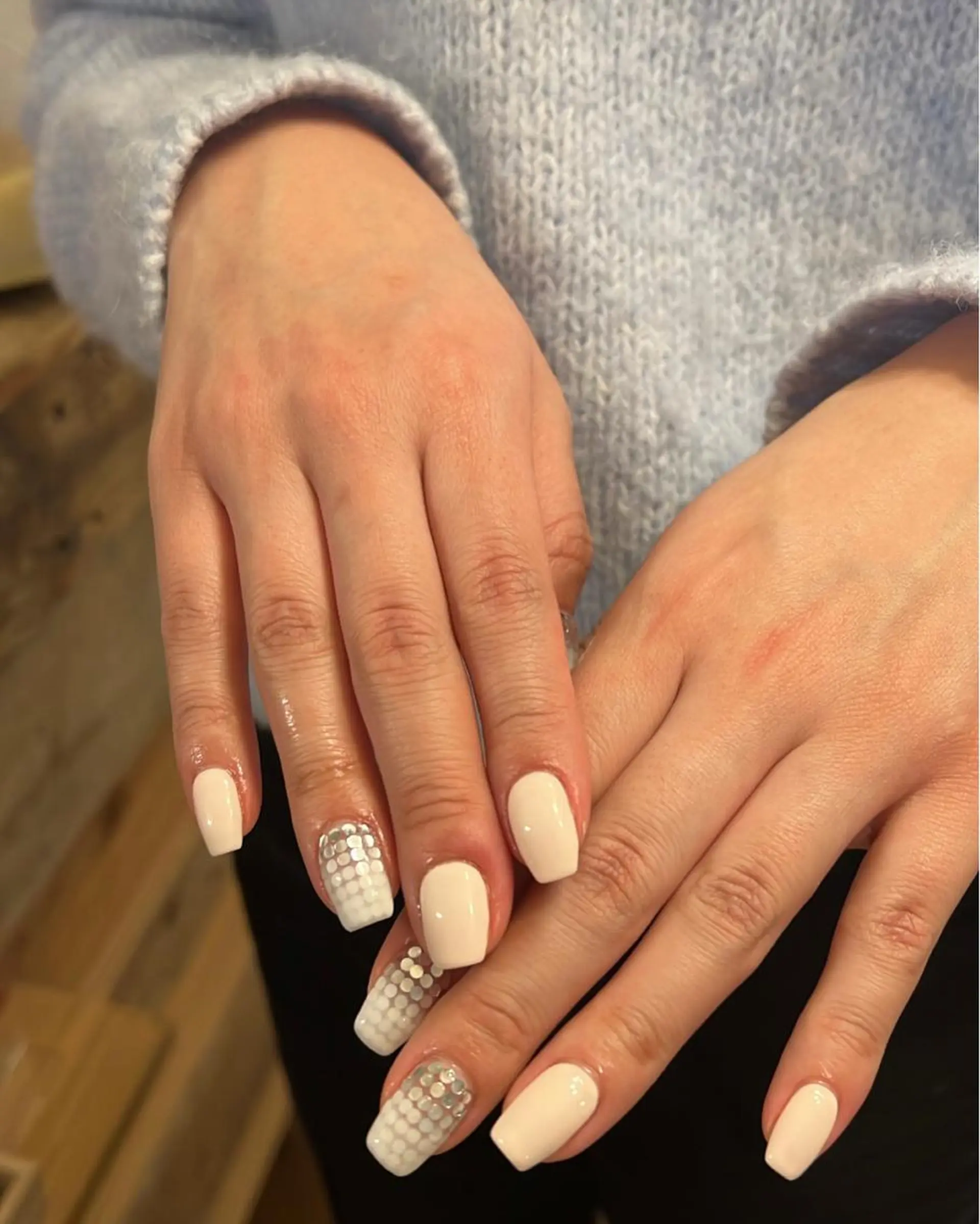 ネイル ハンドネイル フットネイル ハンドケア Nes.Nail所属・Miyagi Asamiのネイルデザイン