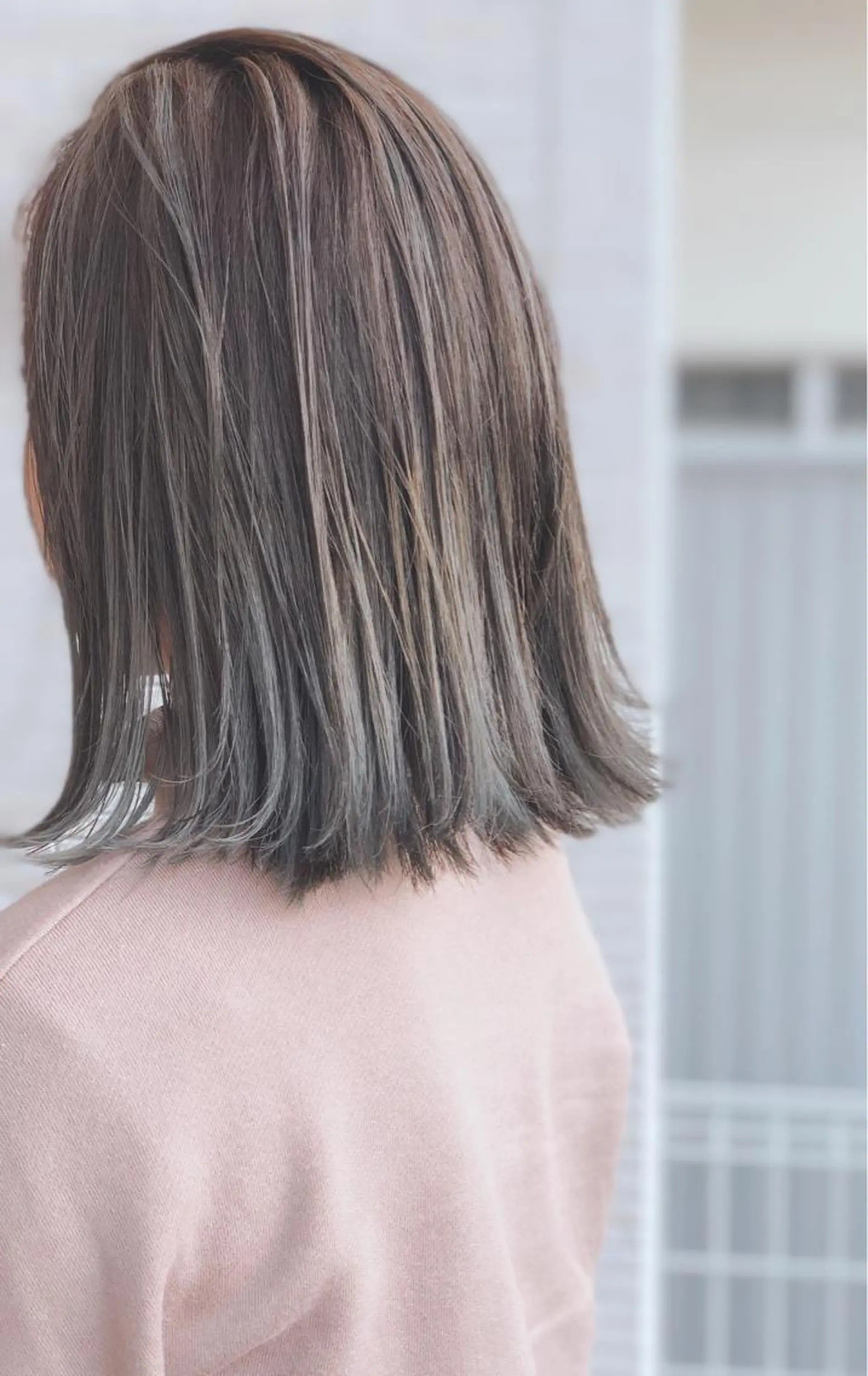 ミディアム レイヤーカット ヘアカラー トリートメント 柴田泰秀sotti. 髪質改善/ブリーチのヘアスタイル